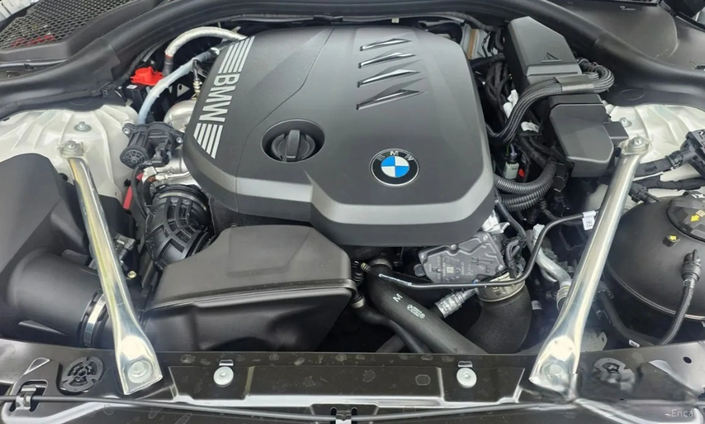 BMW 5 Series (G60) превью 6