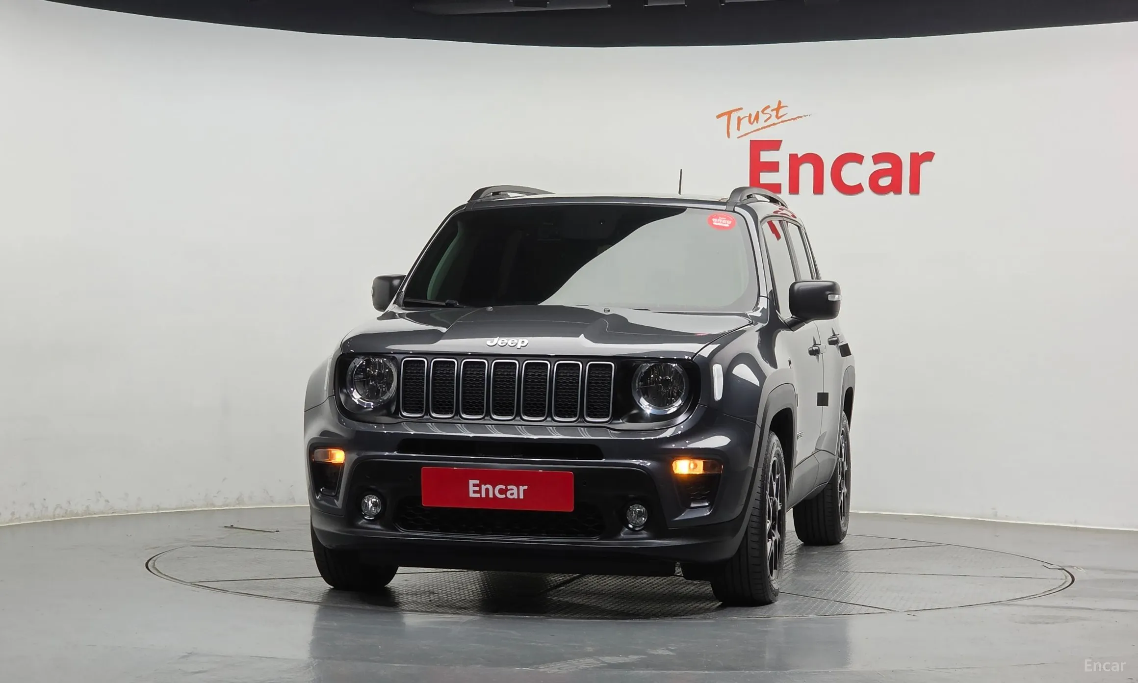 Jeep Renegade превью 3