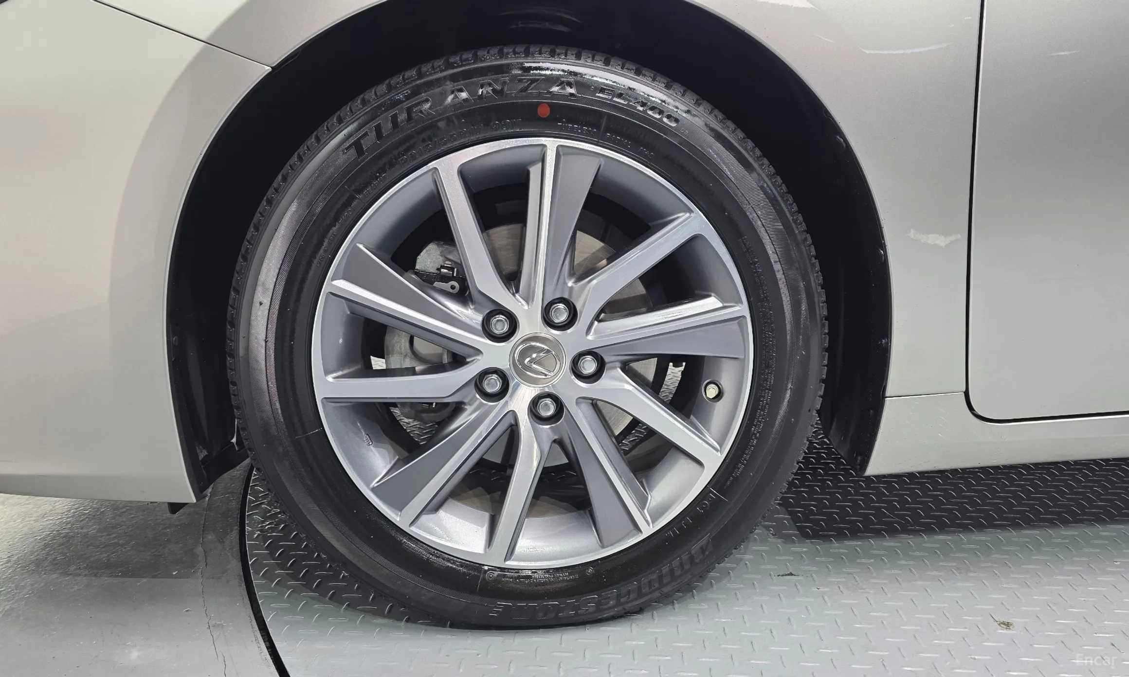 Lexus New ES300h превью 5