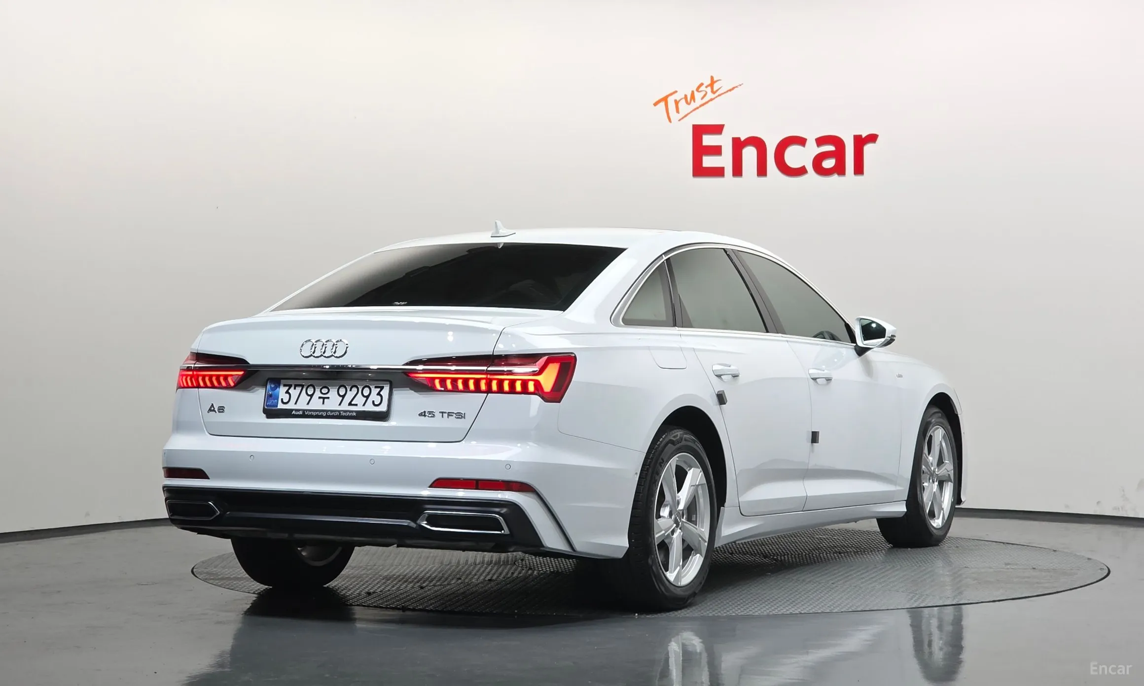 Audi A6 (C8)