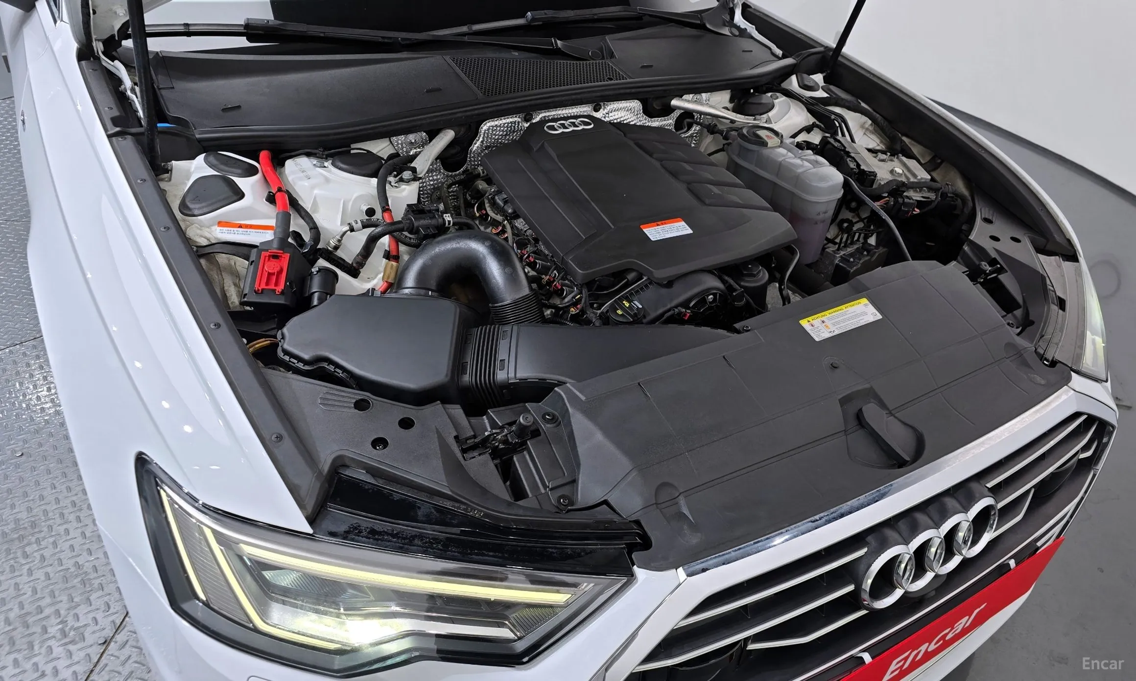 Audi A6 (C8) превью 6
