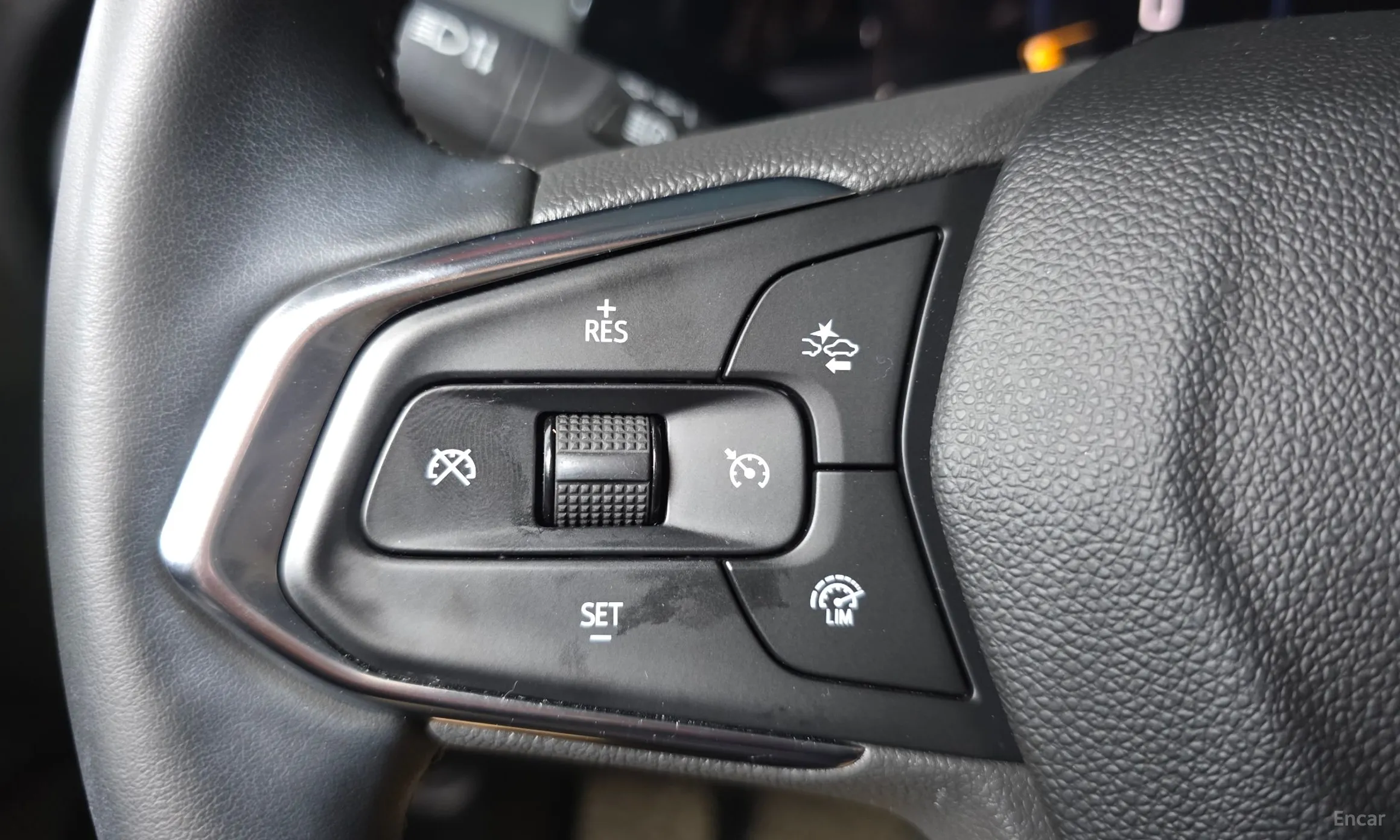 Chevrolet (GM Daewoo) Trax Crossover превью 15