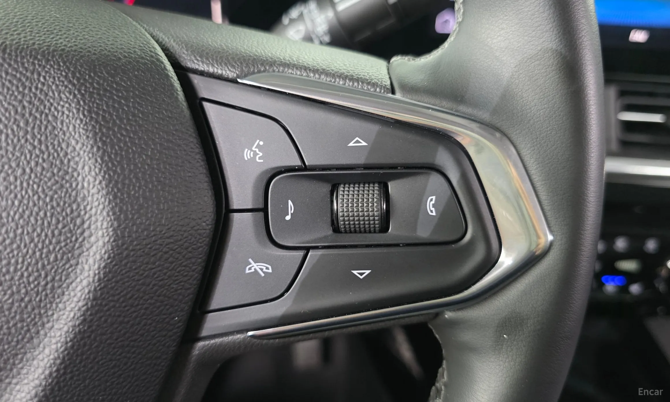 Chevrolet (GM Daewoo) Trax Crossover превью 17
