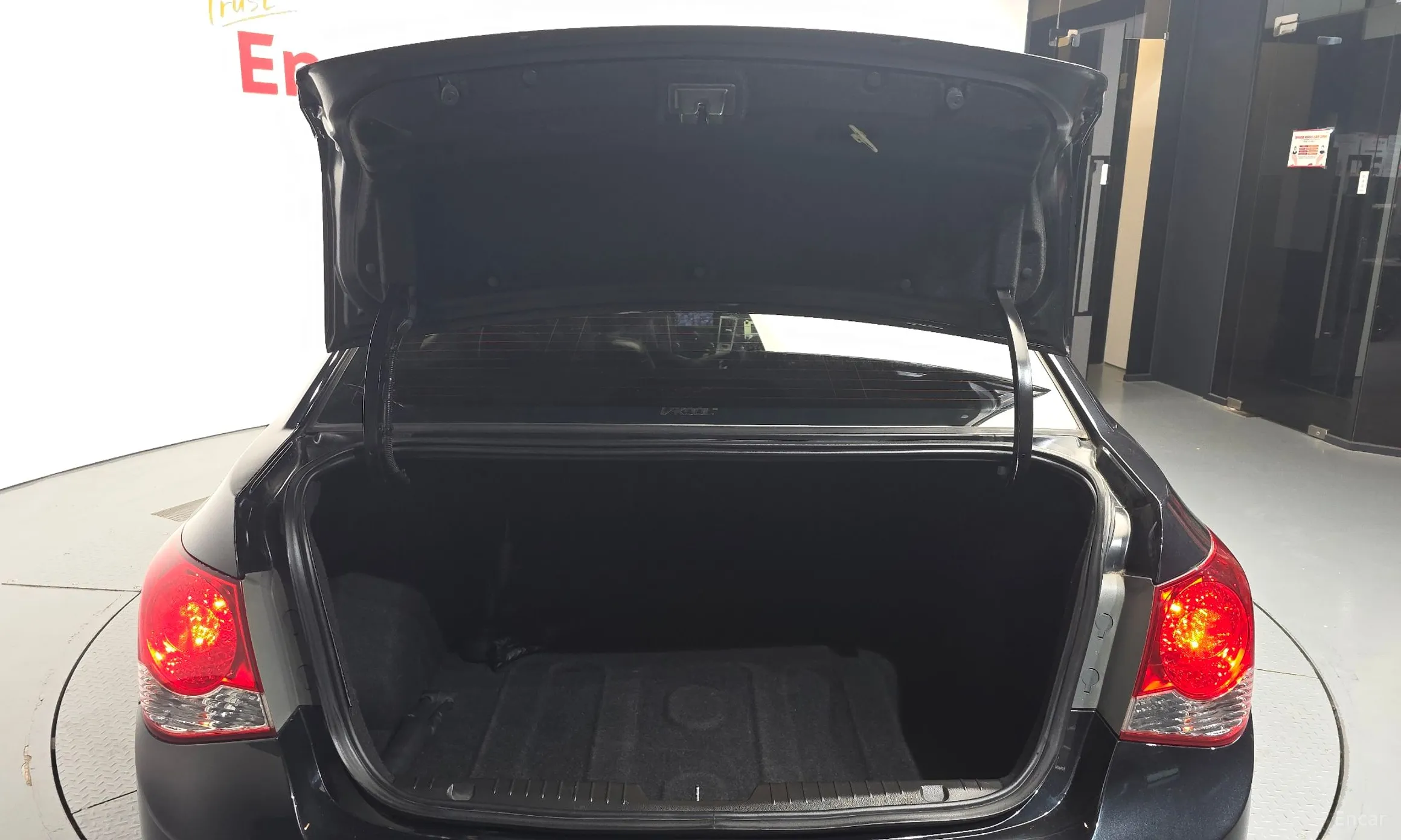 Chevrolet (GM Daewoo) Cruze превью 20