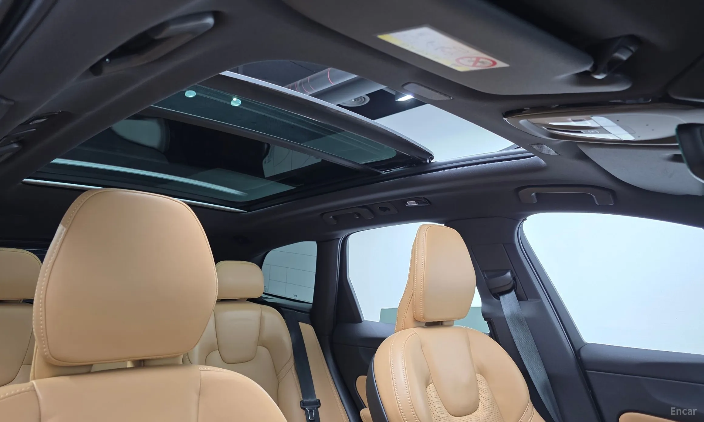 Volvo XC60 Gen 2 превью 13
