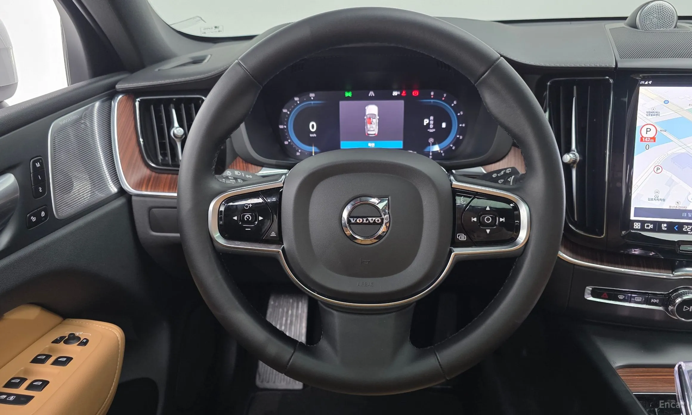 Volvo XC60 Gen 2 превью 15