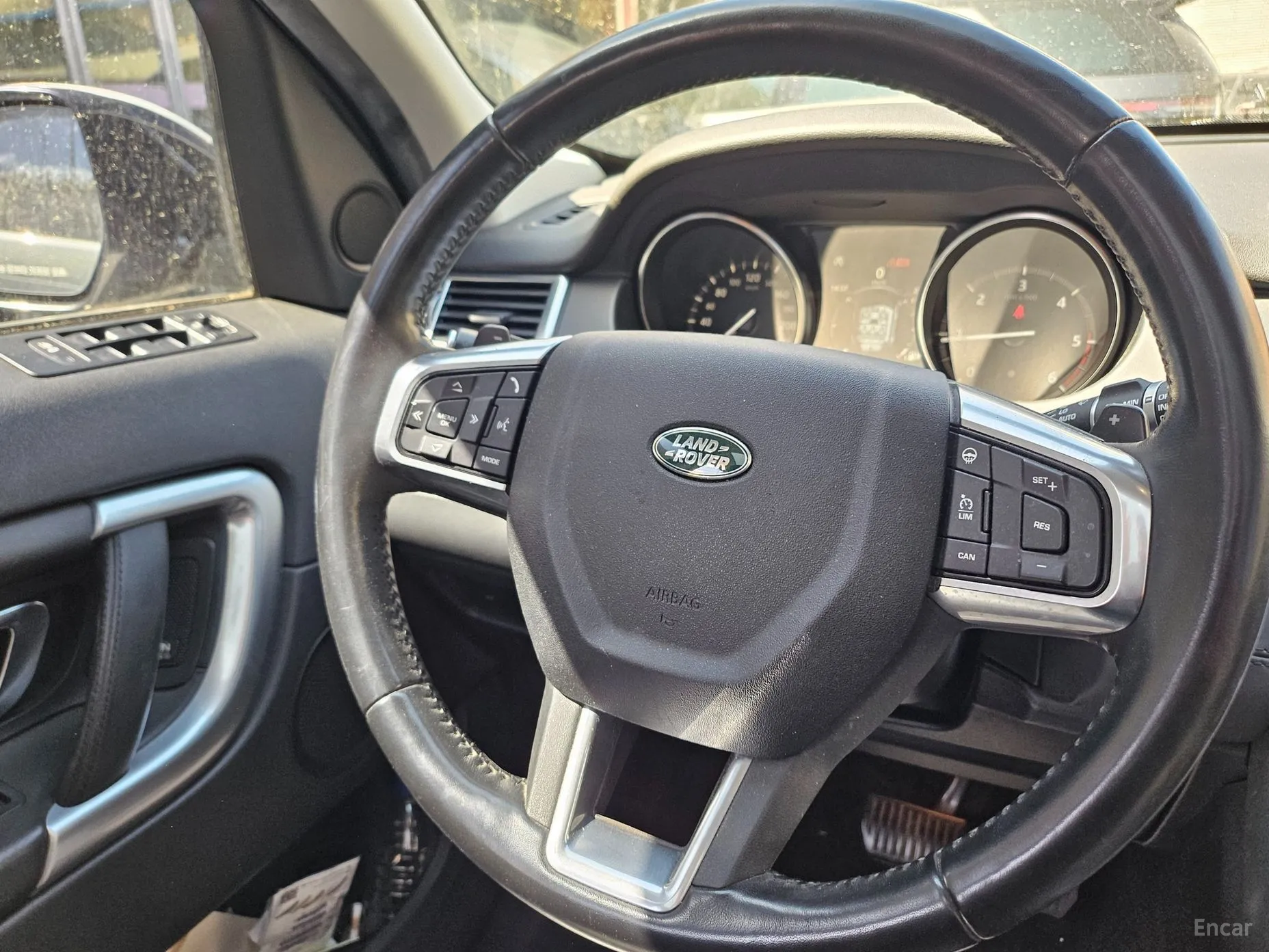 Land Rover Discovery Sports превью 14