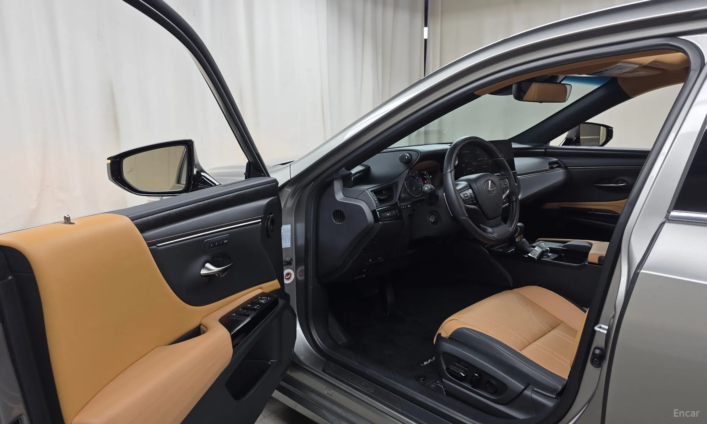 Lexus ES300h 7th Generation превью 10