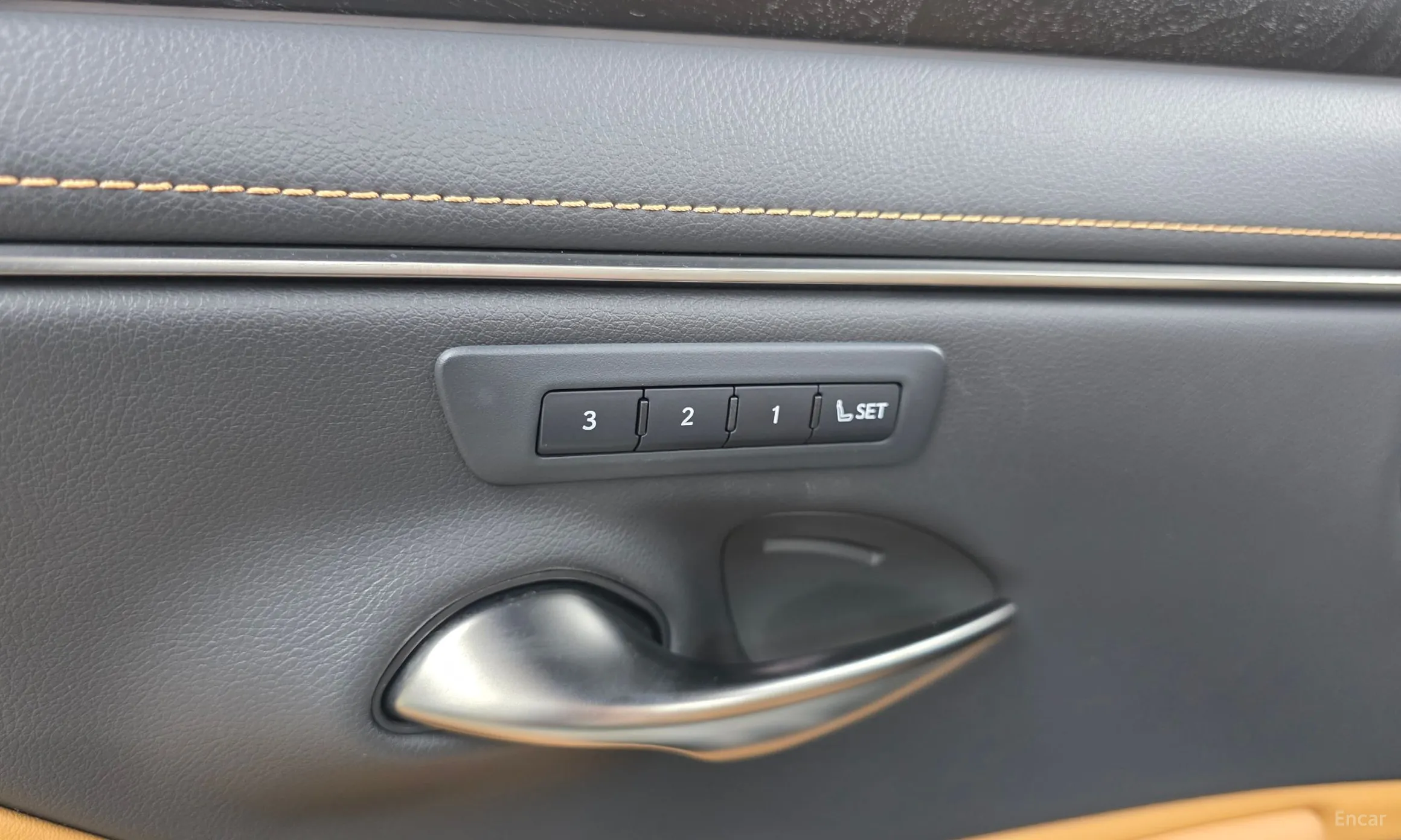Lexus ES300h 7th Generation превью 17