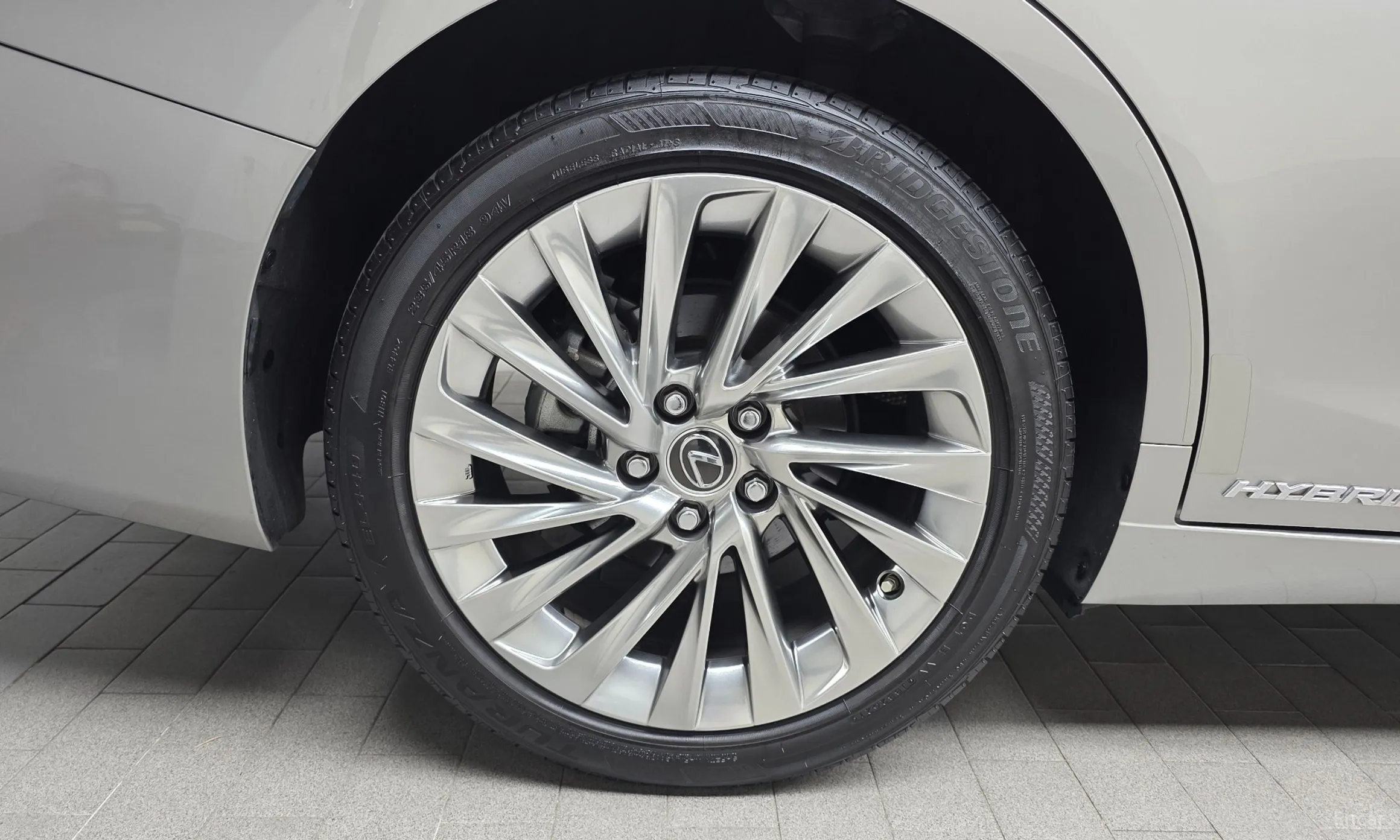 Lexus ES300h 7th Generation превью 5