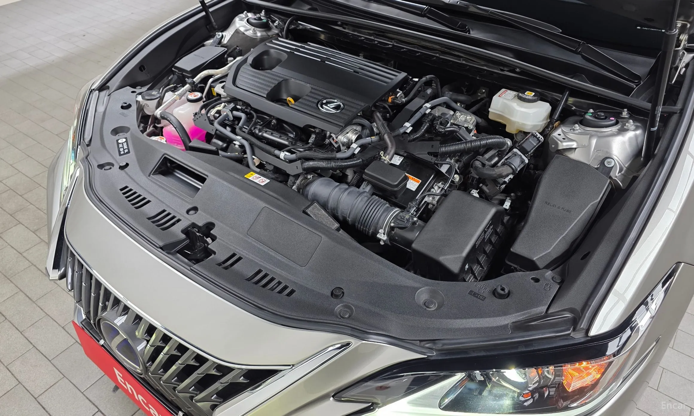 Lexus ES300h 7th Generation превью 6