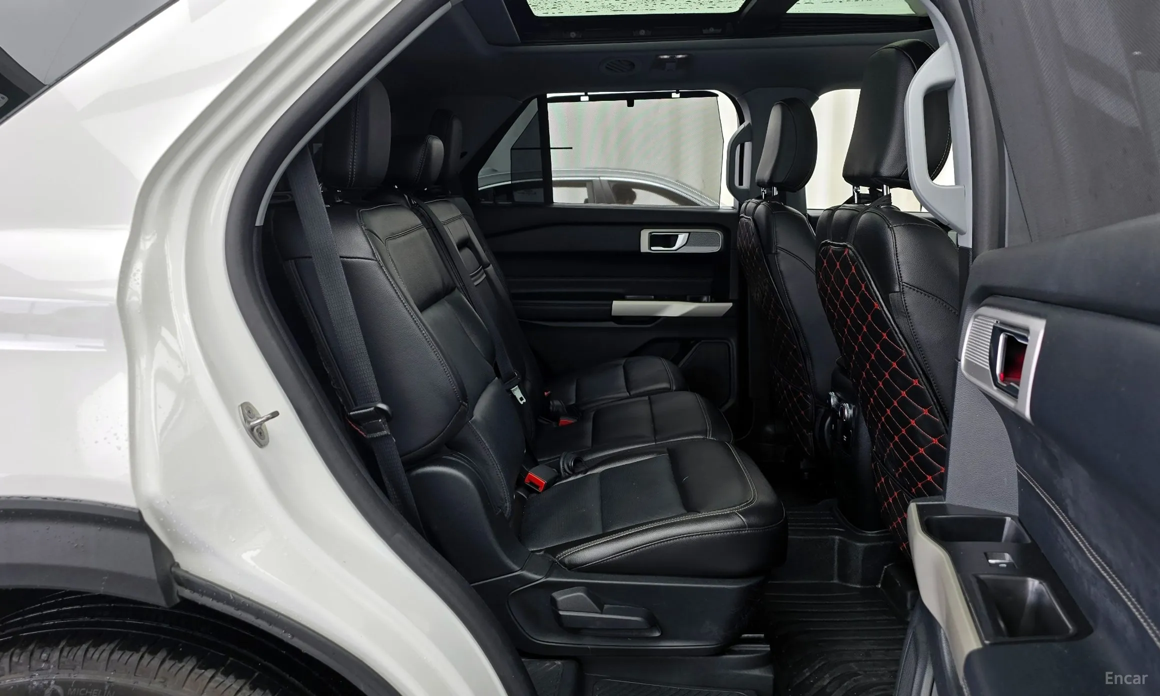Ford Explorer 6th Generation превью 11