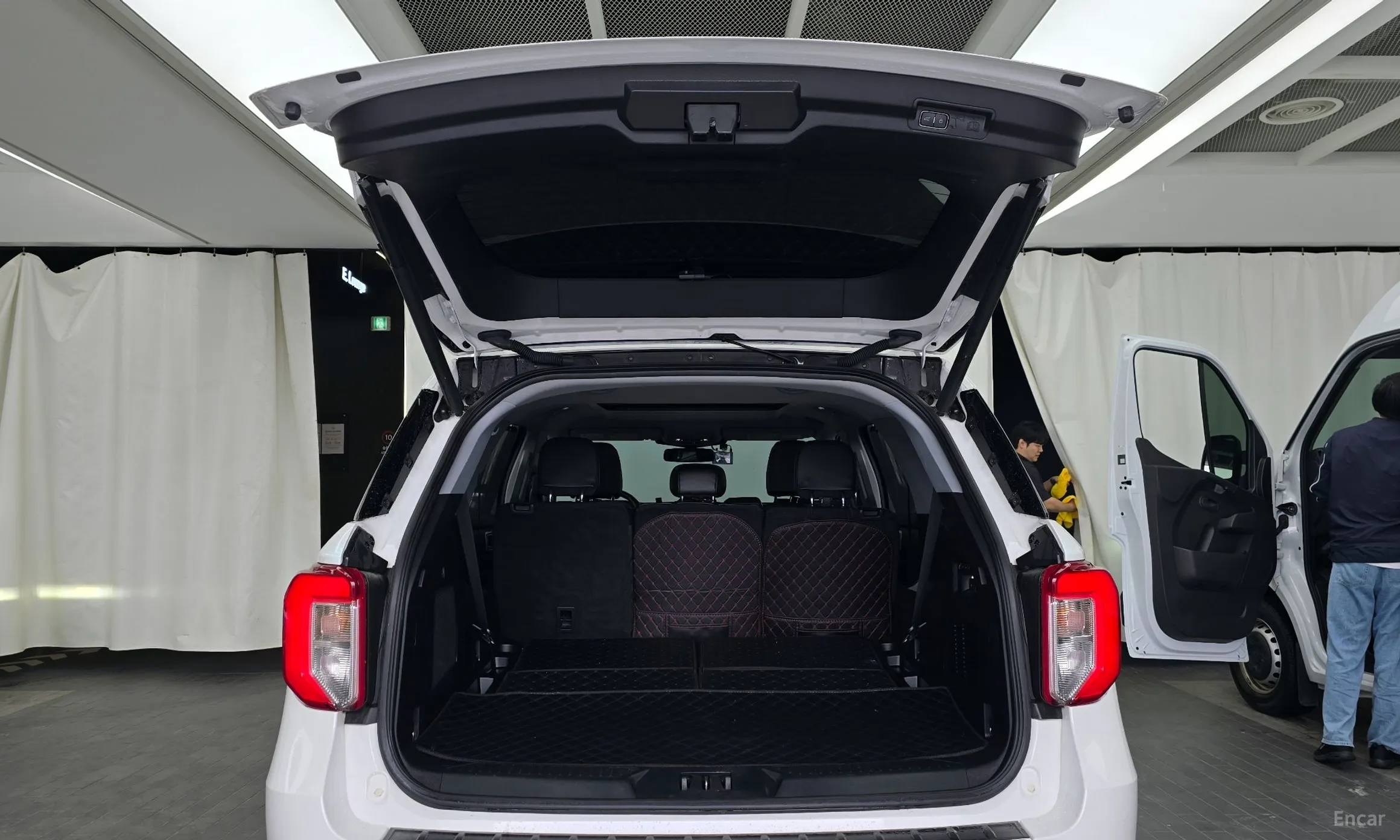 Ford Explorer 6th Generation превью 20