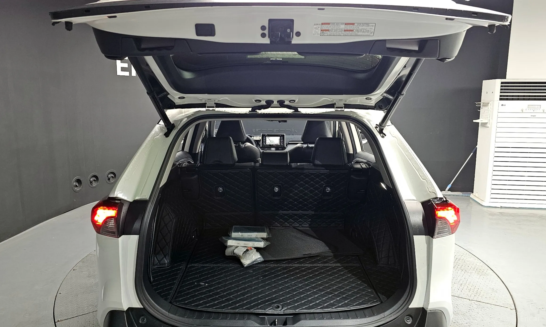 Toyota RAV4 5th Generation превью 20
