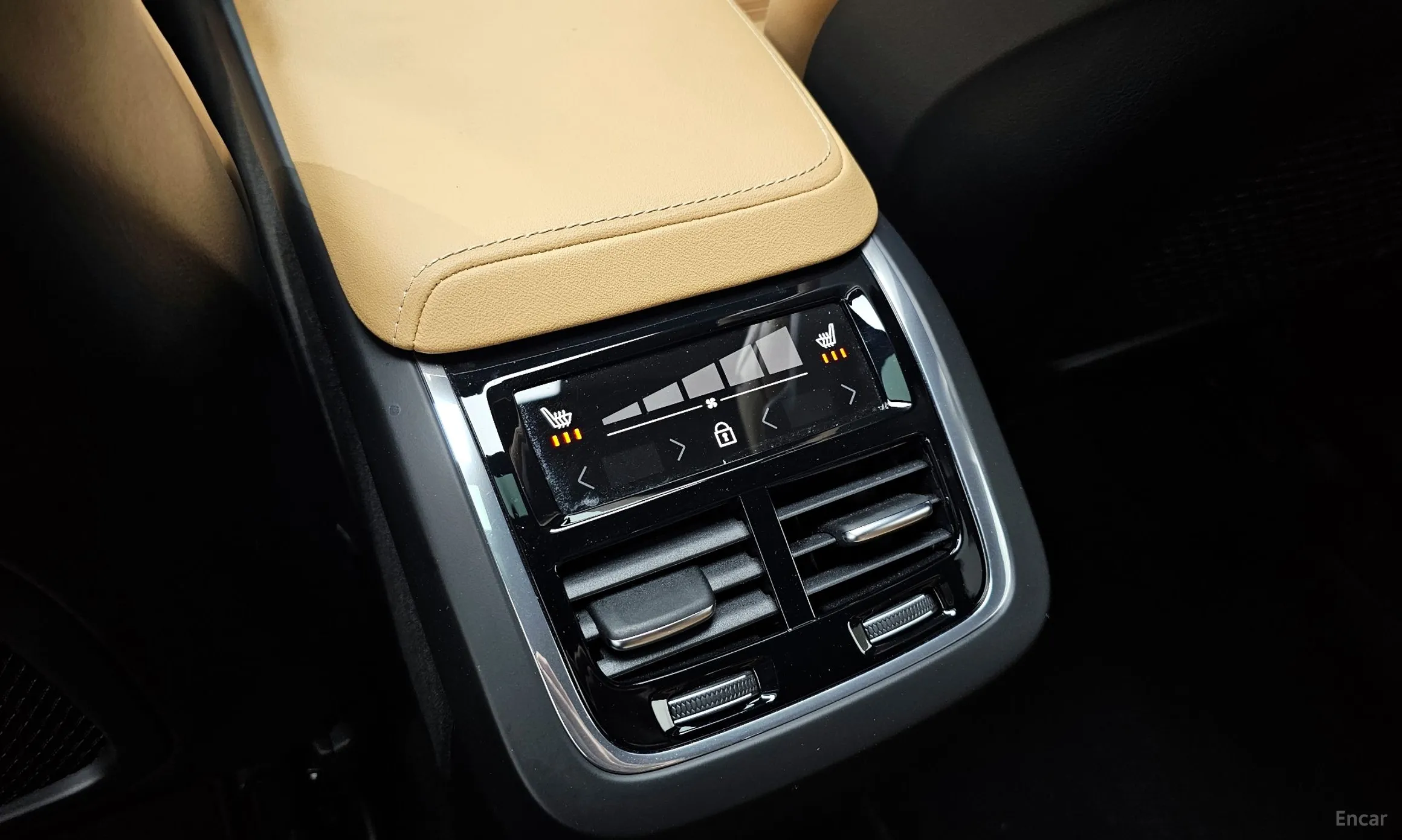 Volvo XC60 Gen 2 превью 18