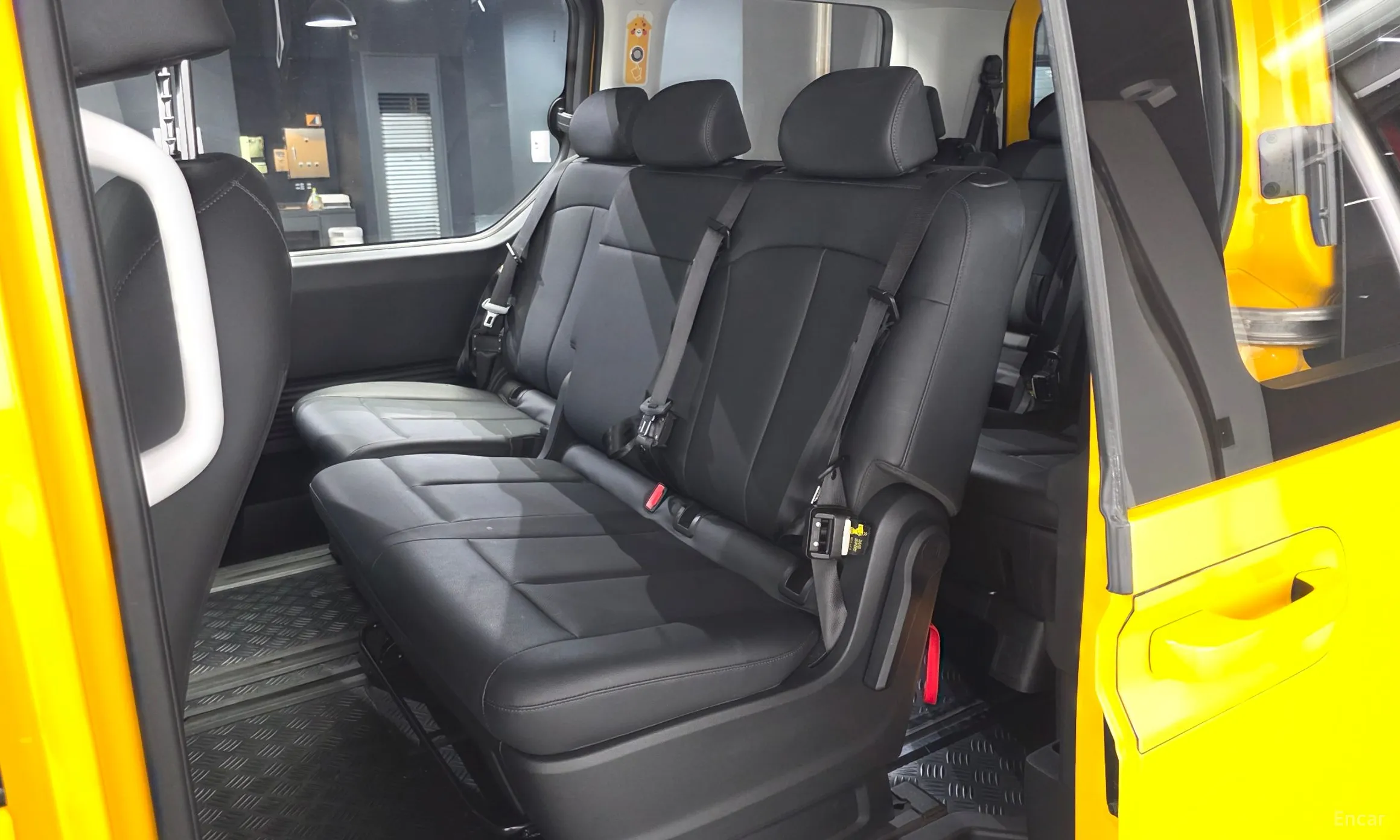 Hyundai Staria превью 11