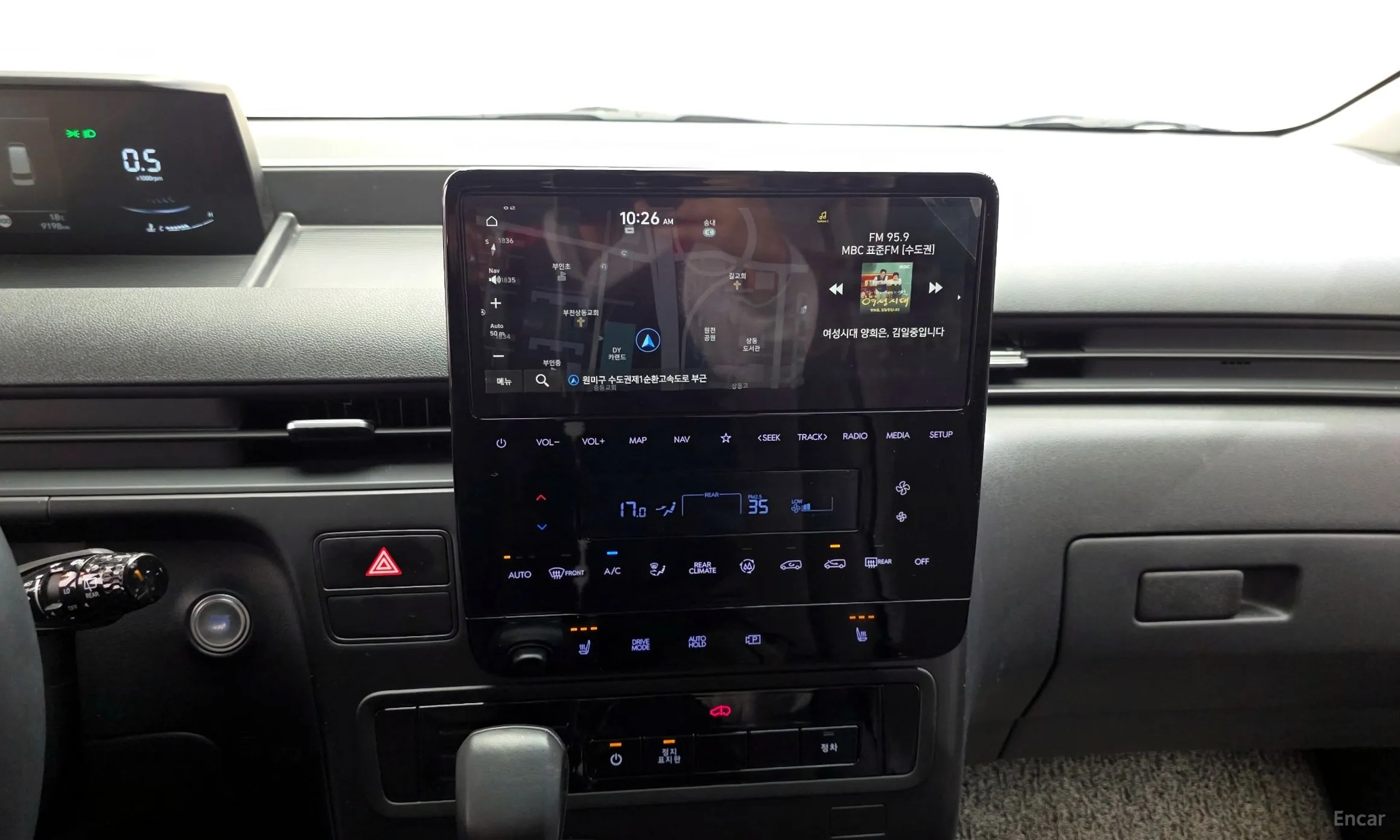Hyundai Staria превью 14