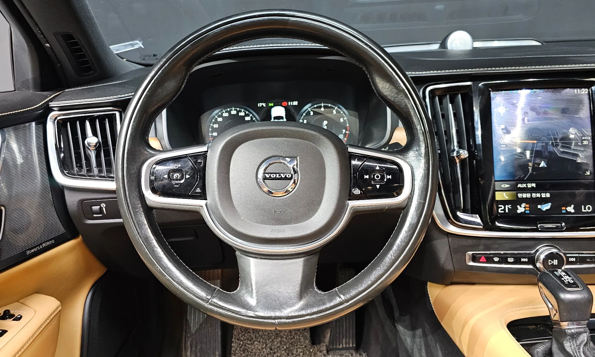 Volvo S90 превью 13