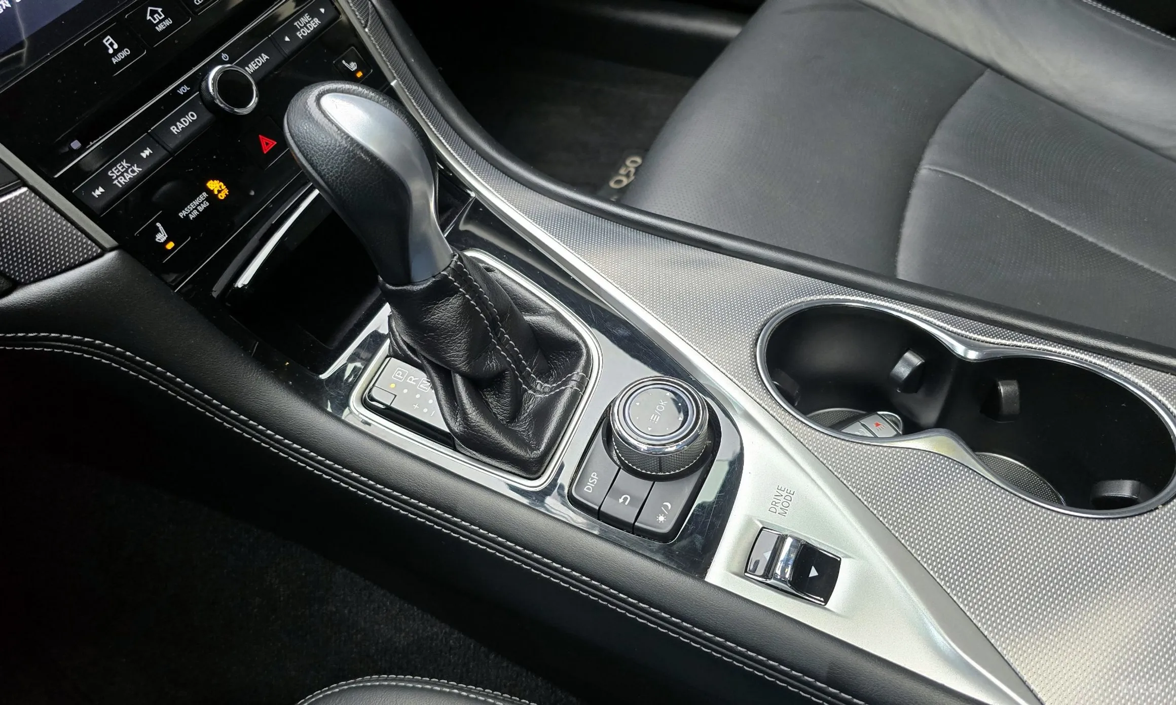 Infiniti Q50 превью 9