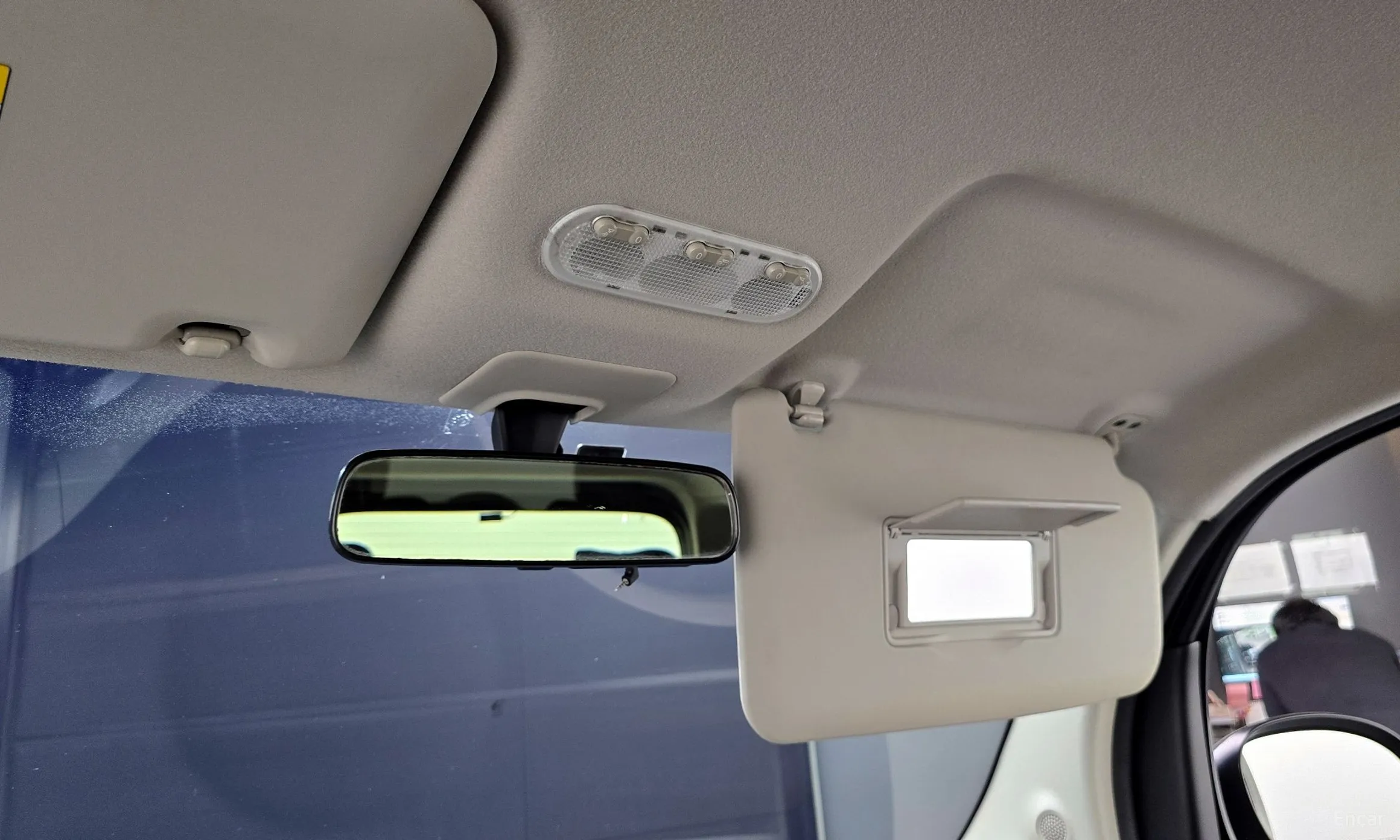 Nissan Cube превью 19