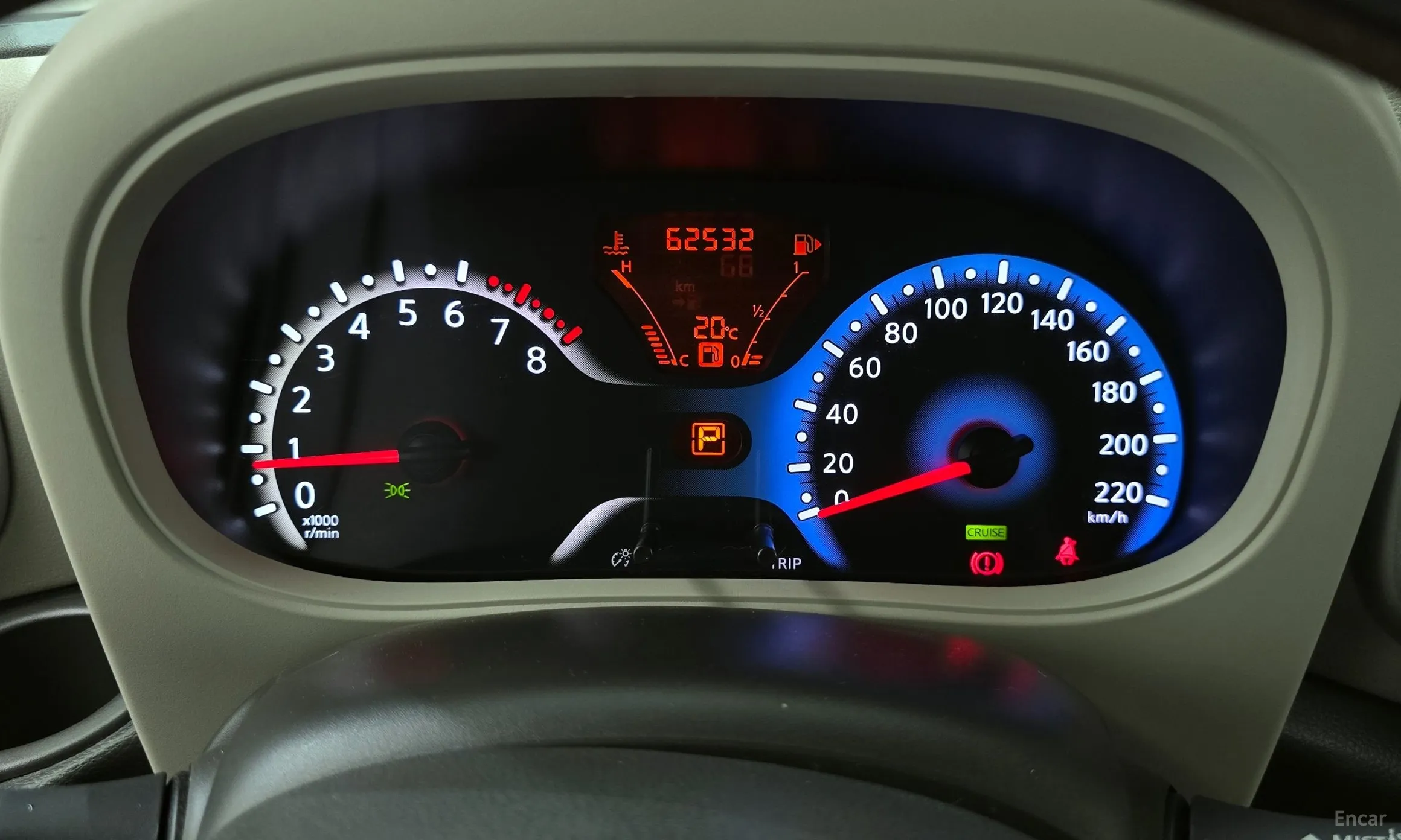 Nissan Cube превью 8