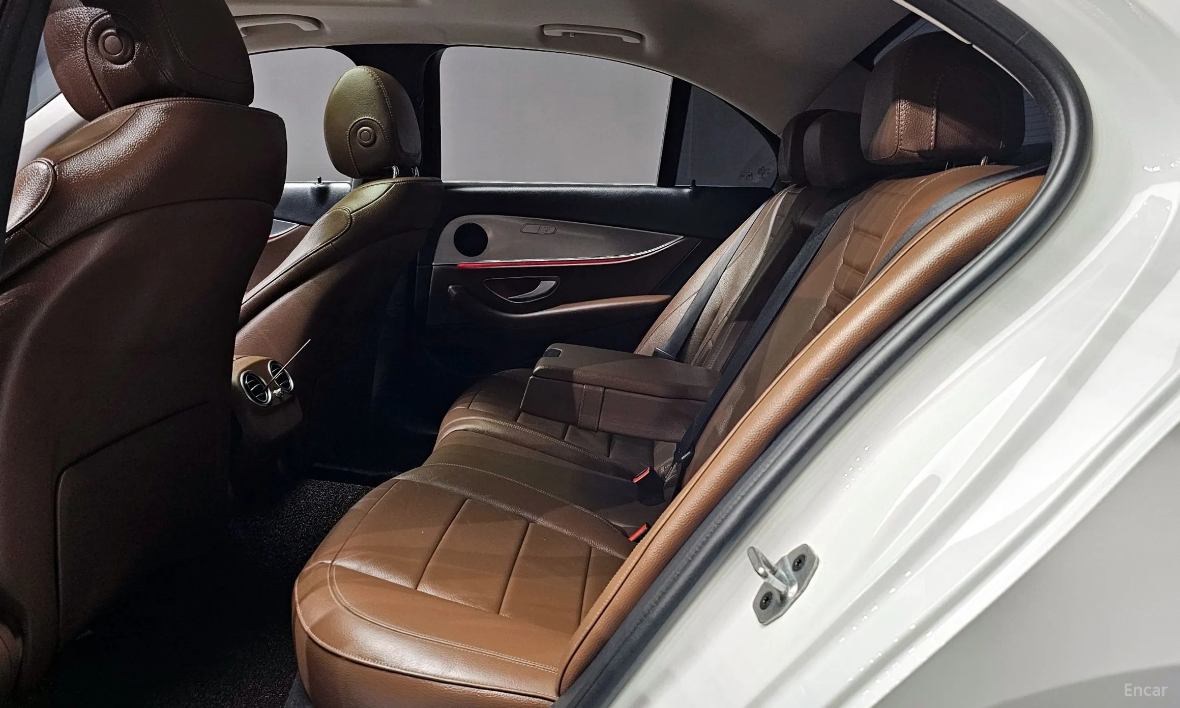 Mercedes Benz E-Class W213 превью 11