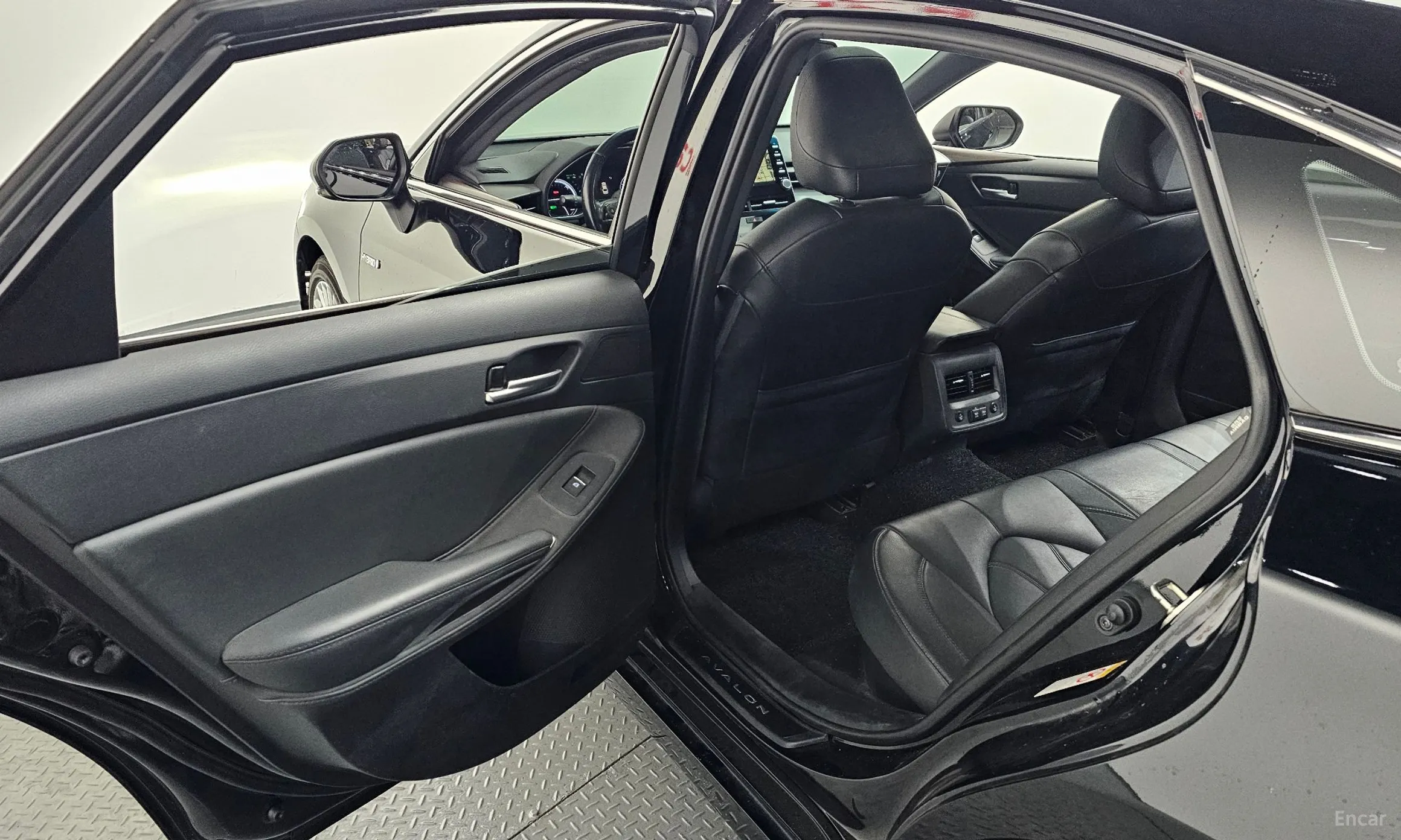 Toyota Avalon 5th Generation превью 12