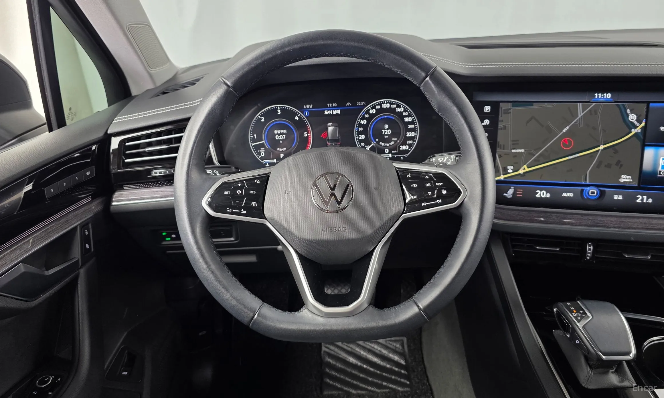 Volkswagen Touareg 3rd Generation превью 13