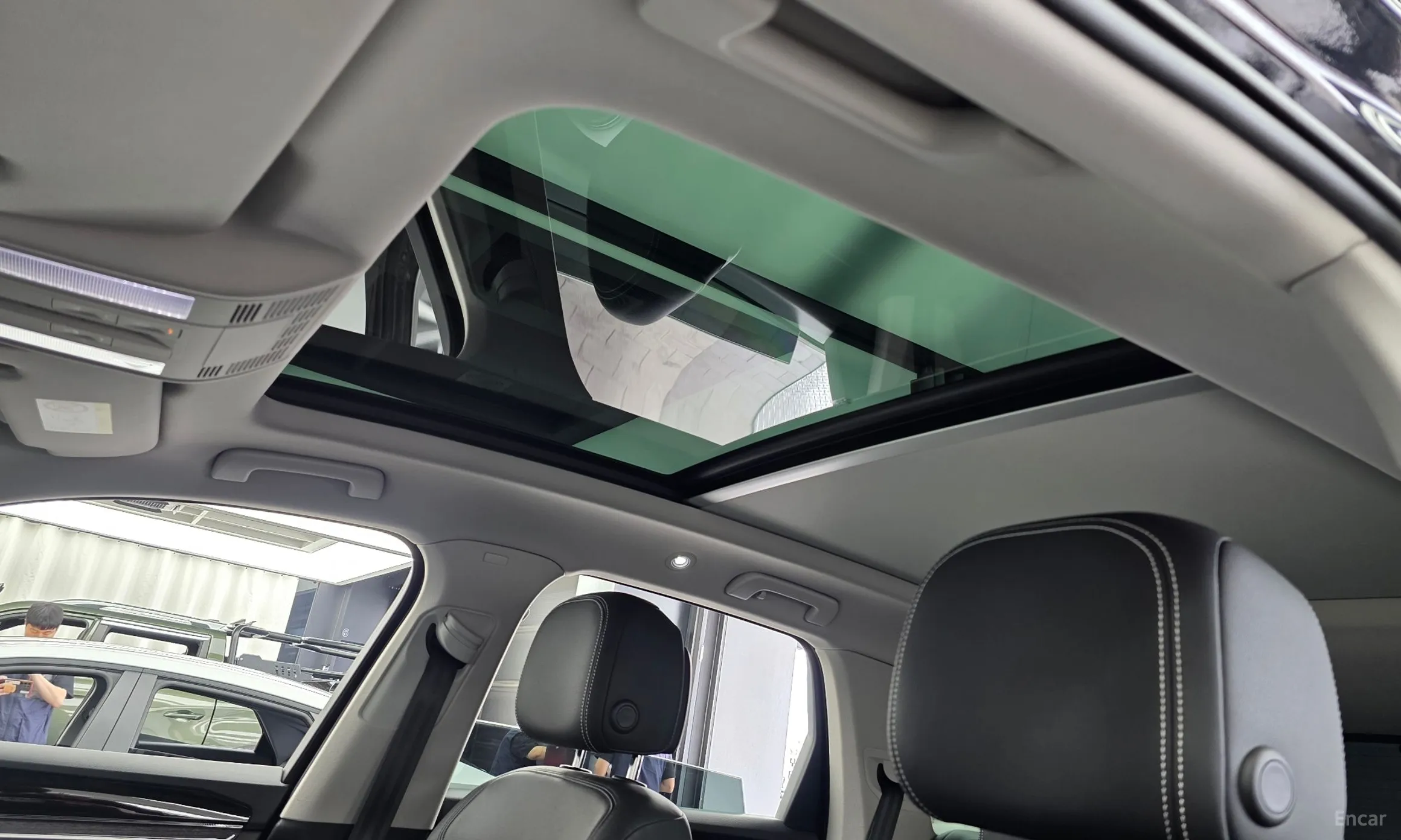 Volkswagen Touareg 3rd Generation превью 18