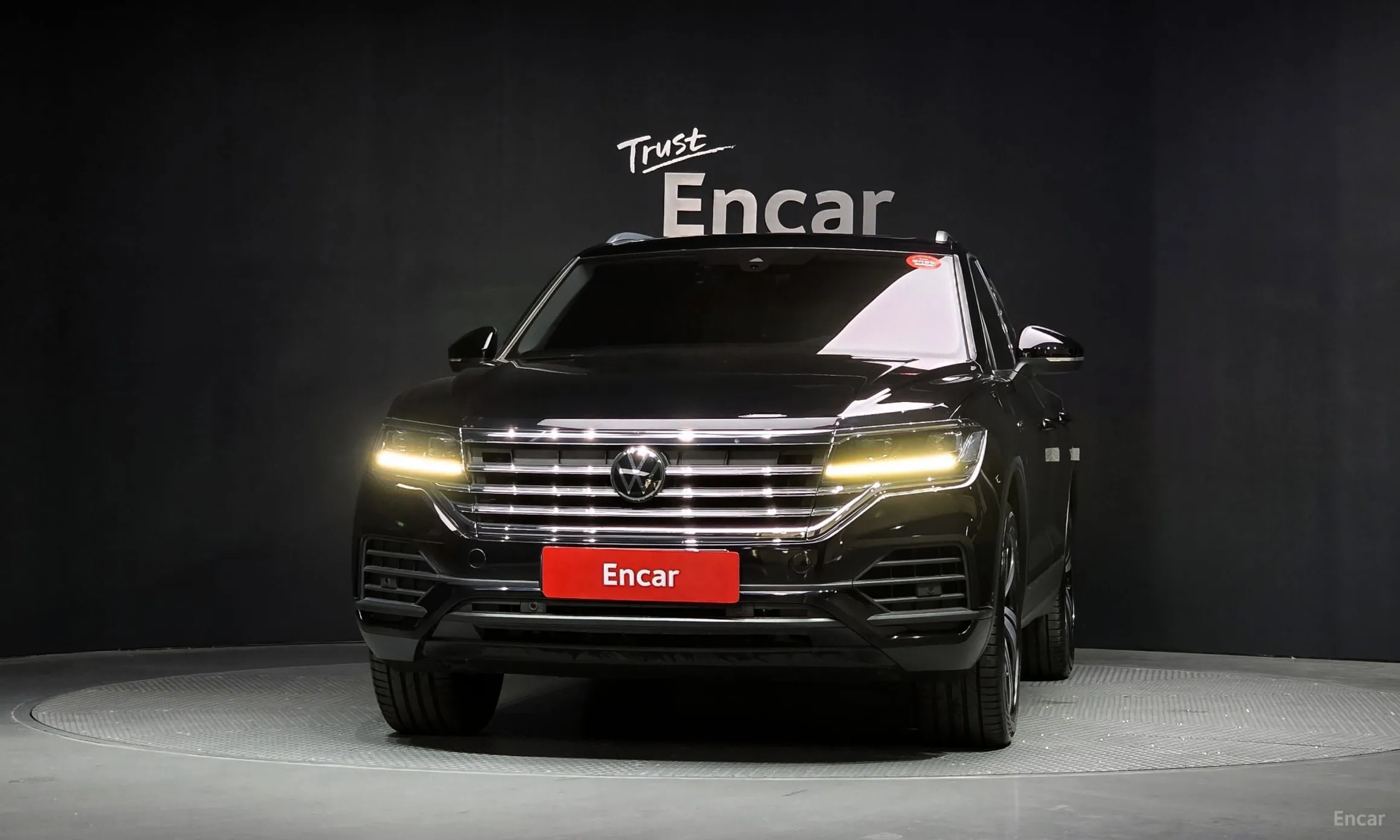 Volkswagen Touareg 3rd Generation превью 3