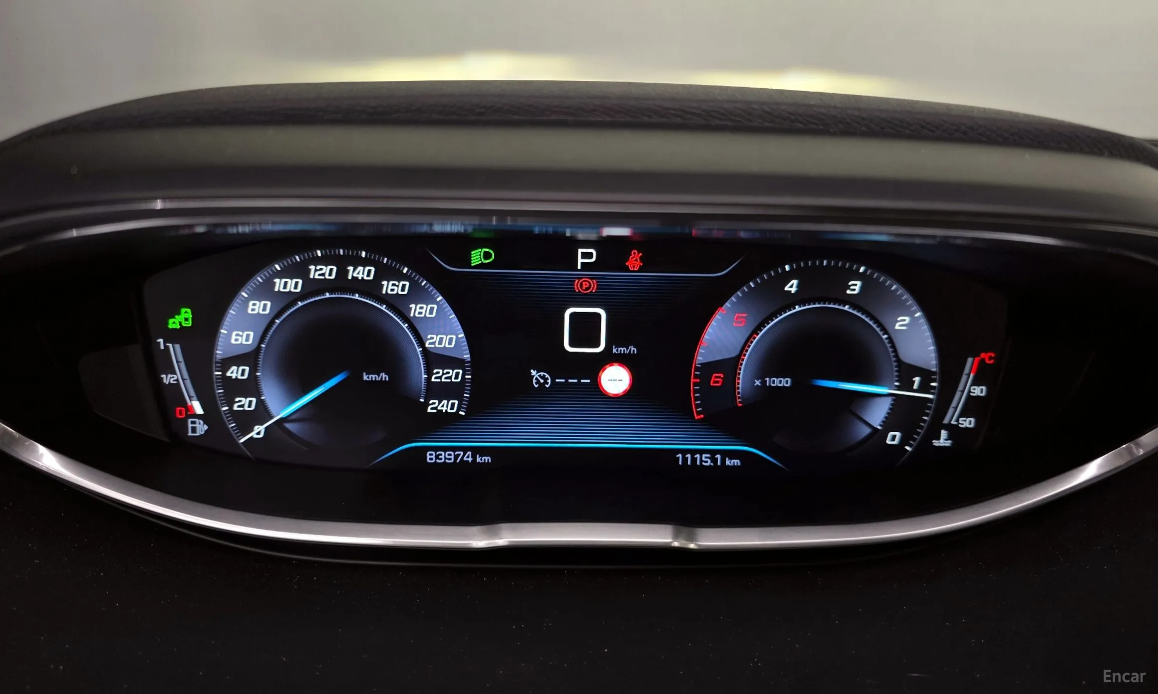 Peugeot 3008 2nd generation превью 8