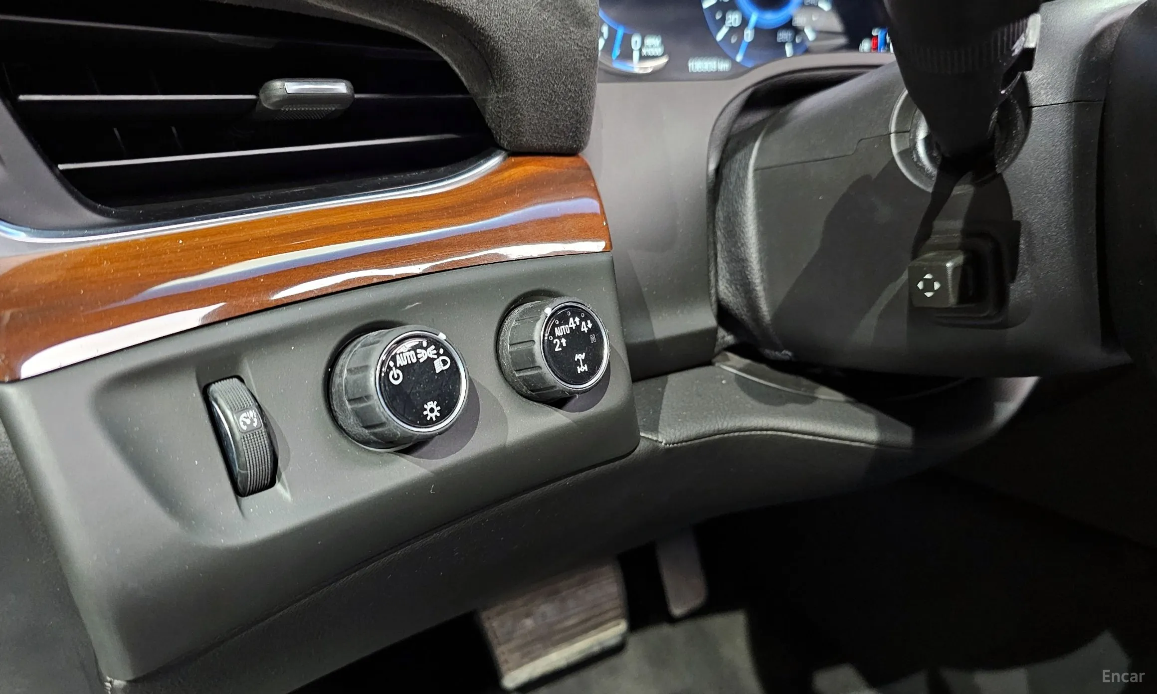 Cadillac Escalade превью 16