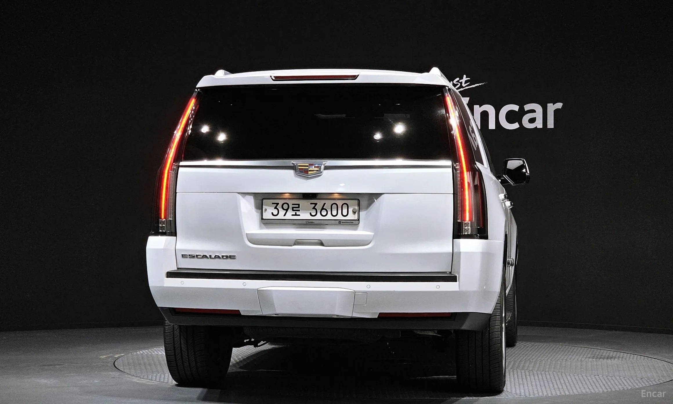 Cadillac Escalade превью 4
