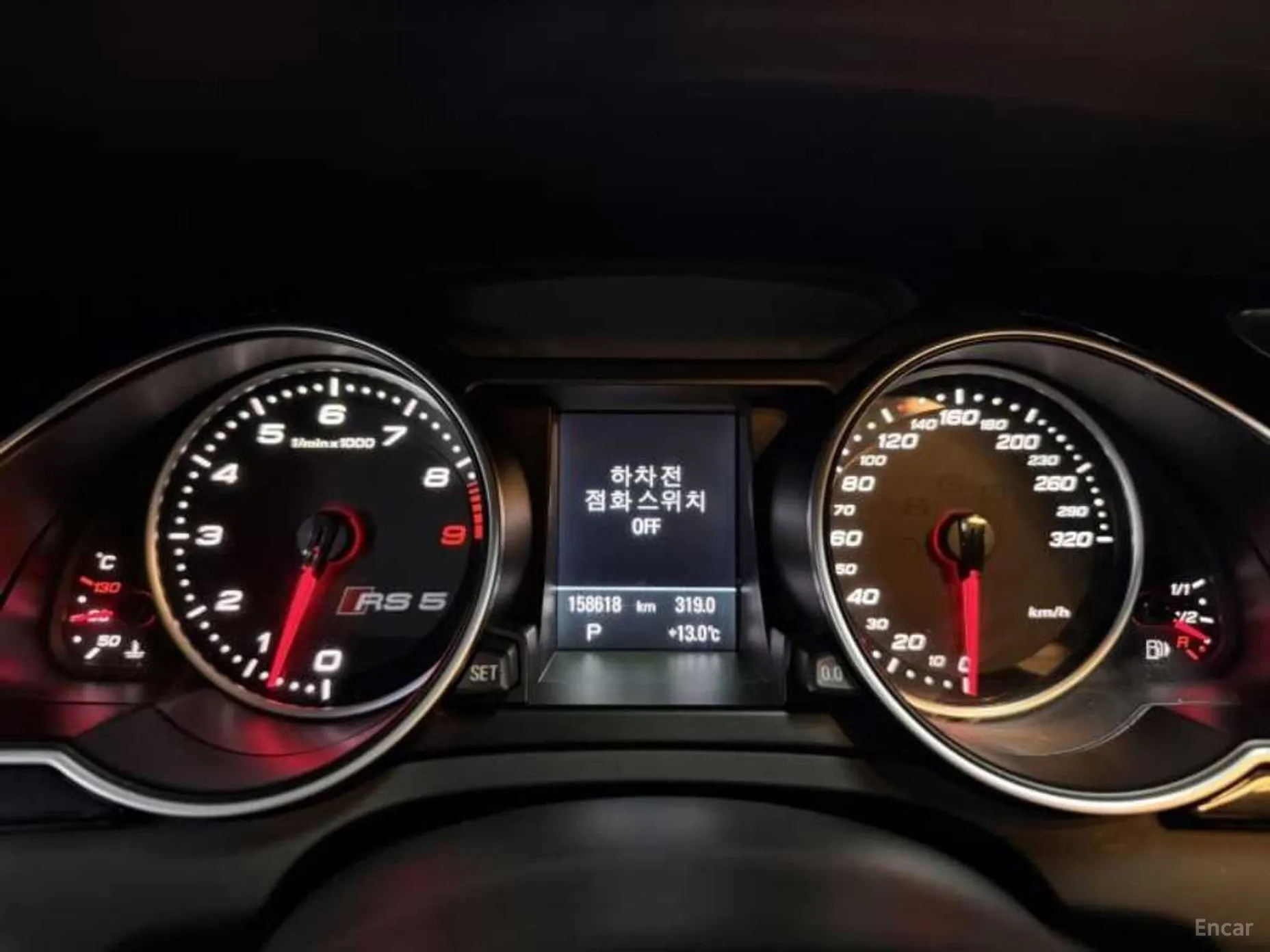 Audi RS5 превью 6