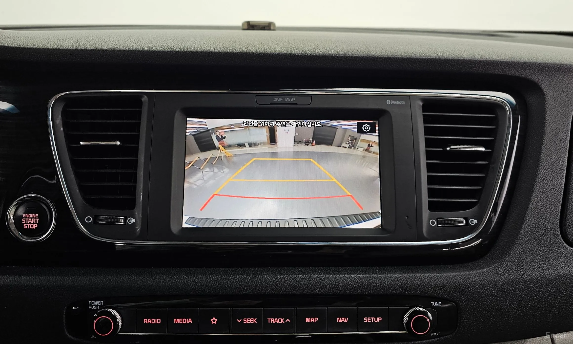 Kia Carnival превью 14