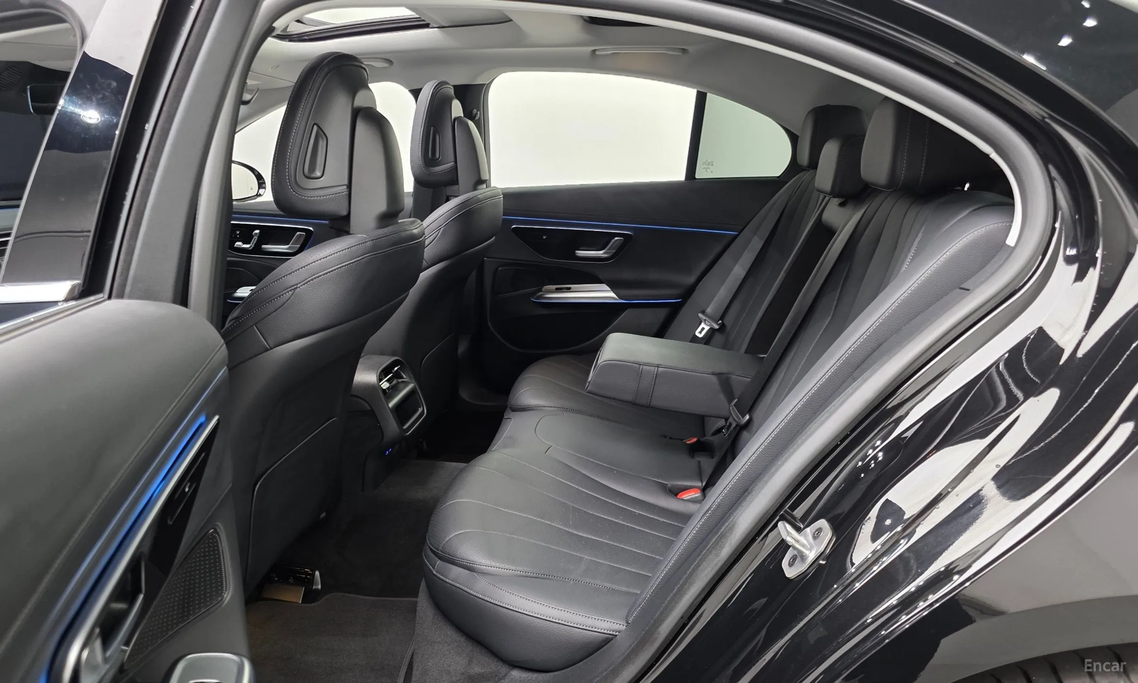 Mercedes Benz E-Class W214 превью 11