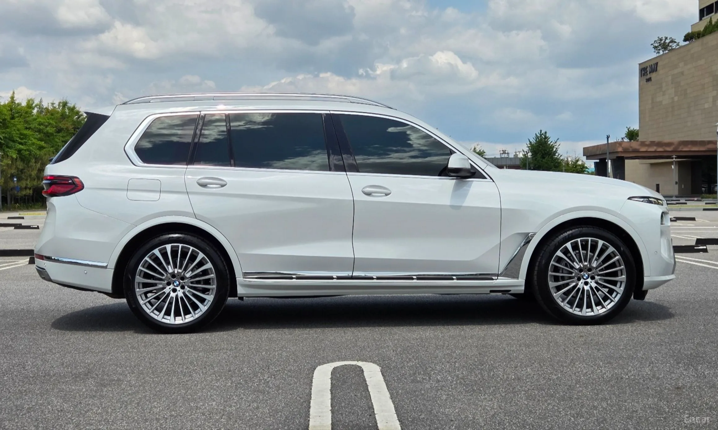 BMW X7 (G07) превью 20