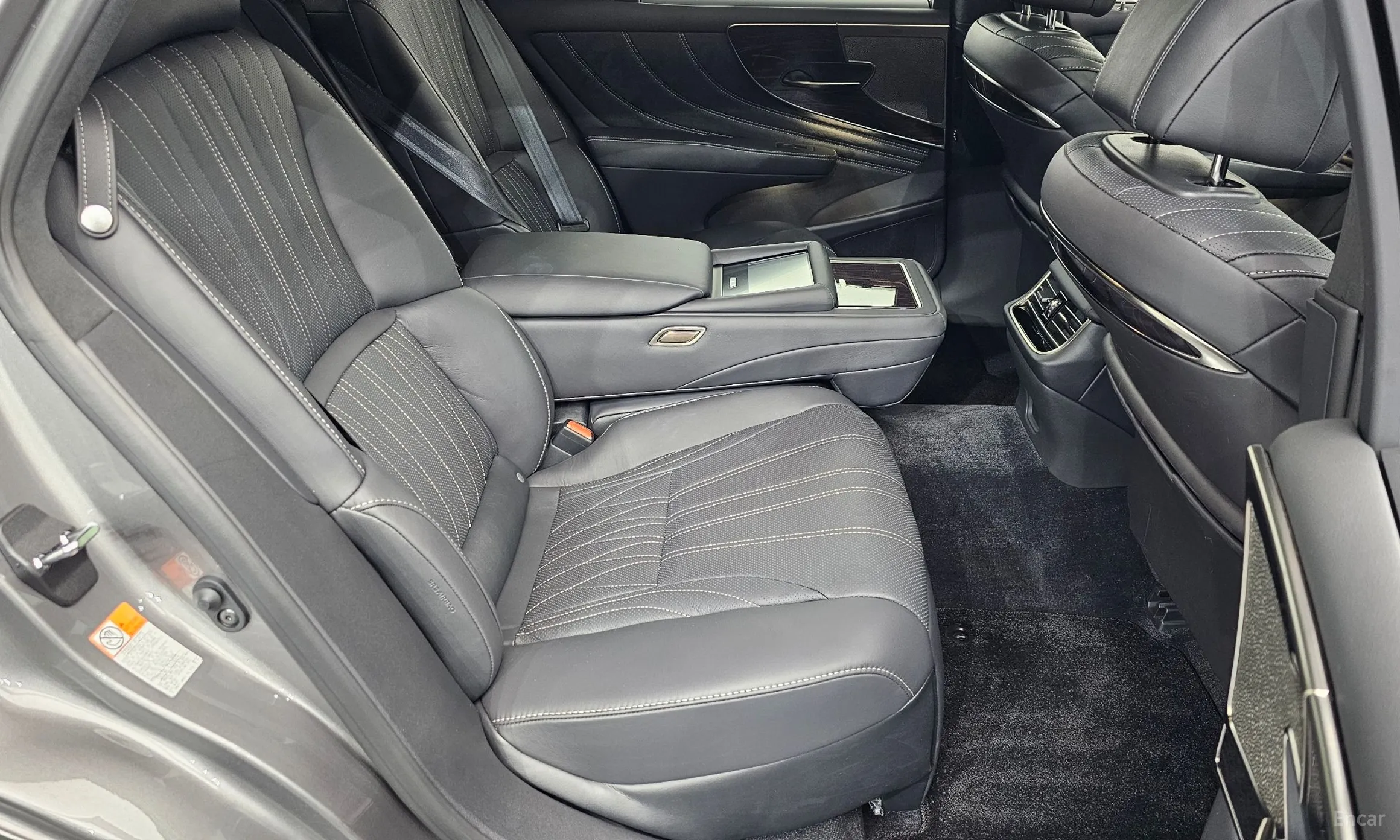 Lexus LS500 5th Generation превью 12
