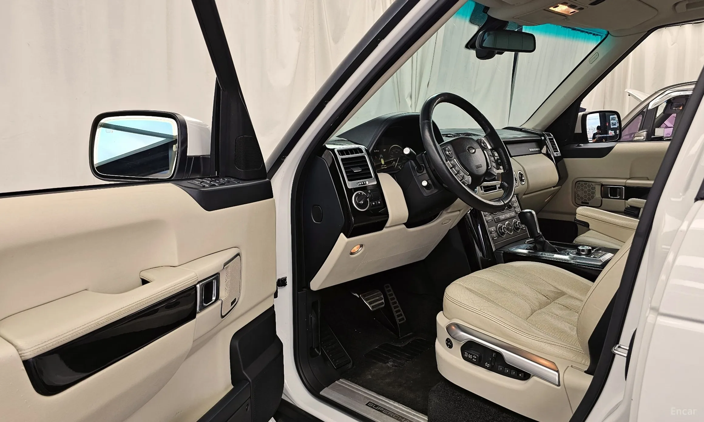 Land Rover Range Rover превью 10