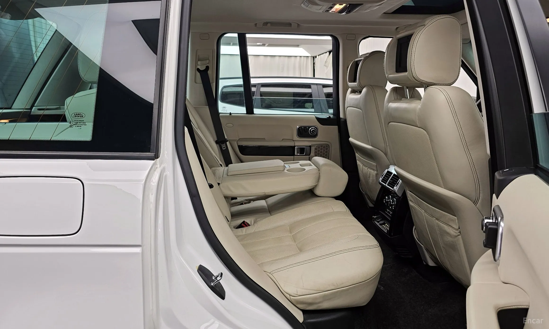 Land Rover Range Rover превью 12