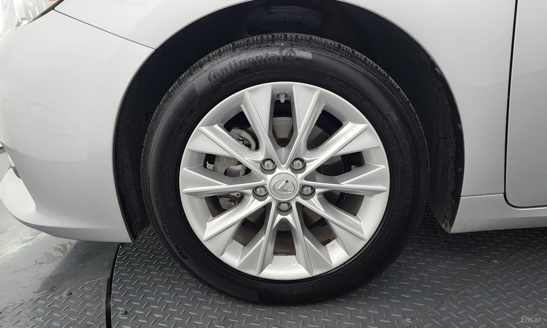 Lexus New ES300h превью 5