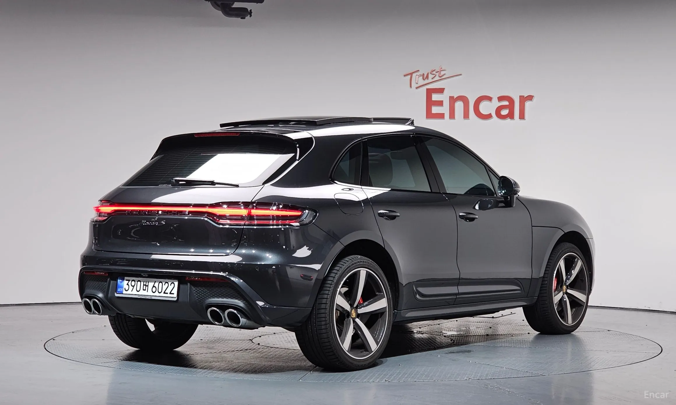 Porsche Macan превью 2