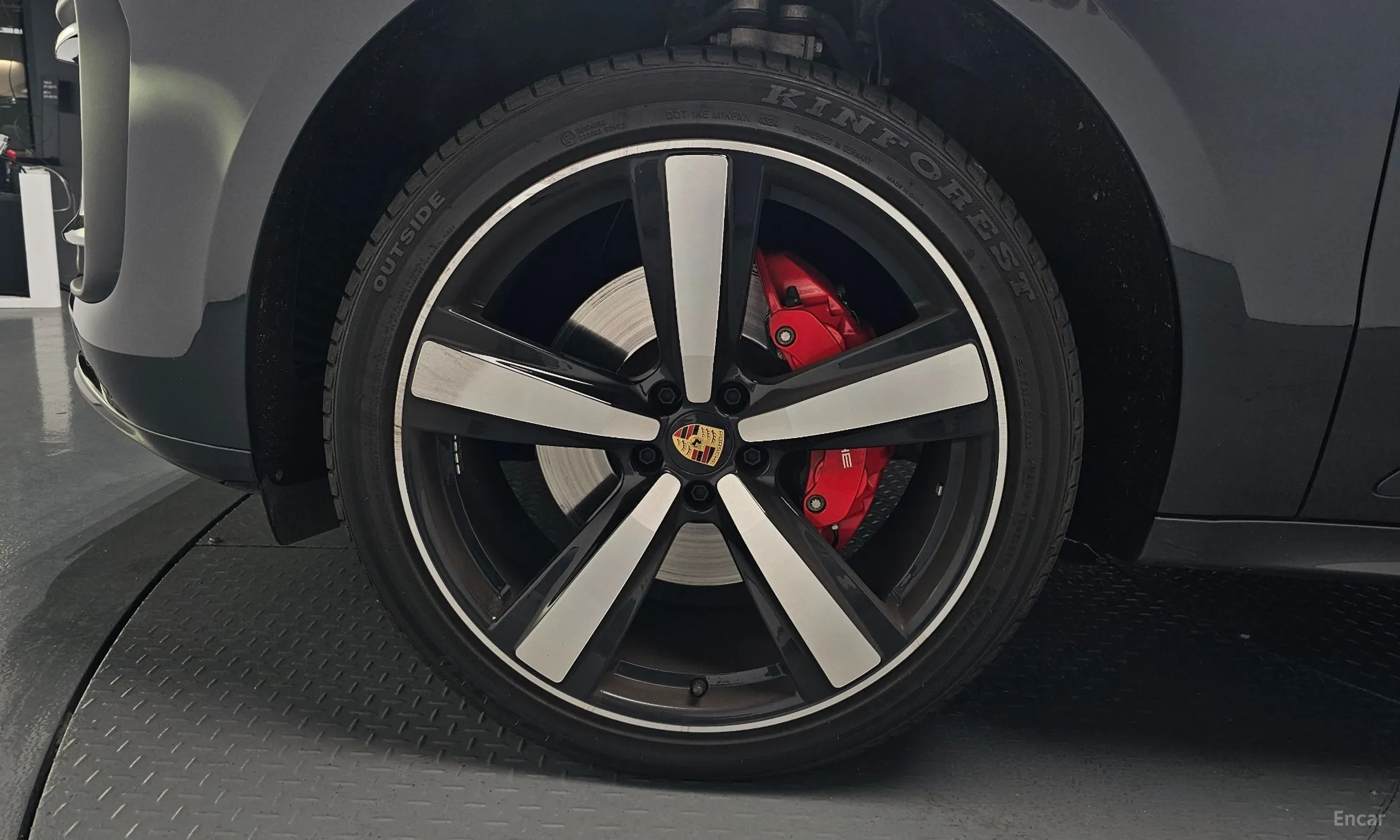 Porsche Macan превью 5