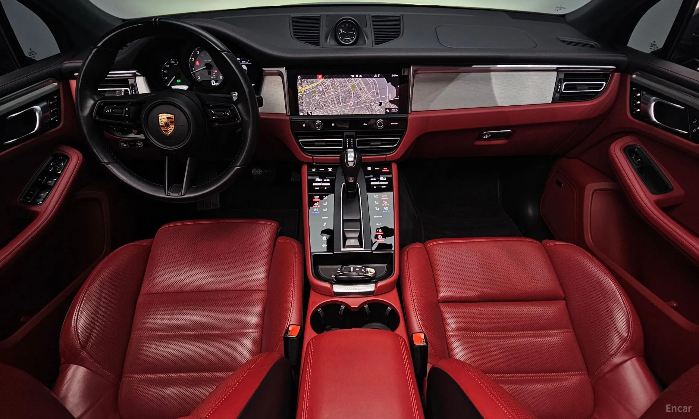 Porsche Macan превью 7