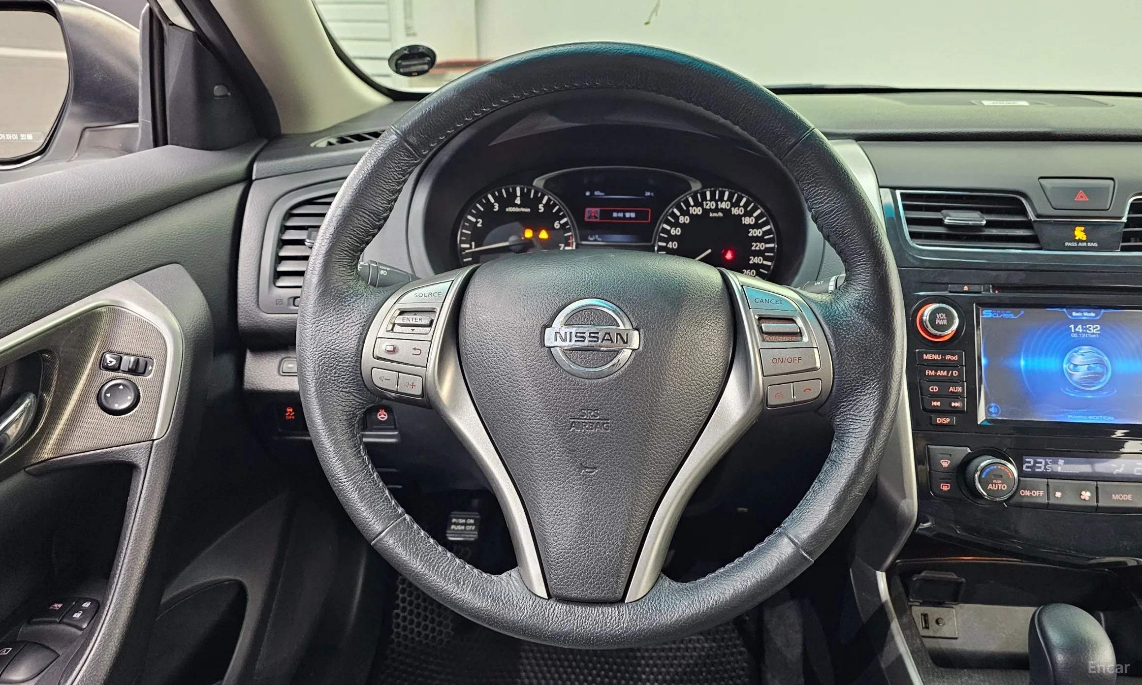 Nissan Altima превью 13