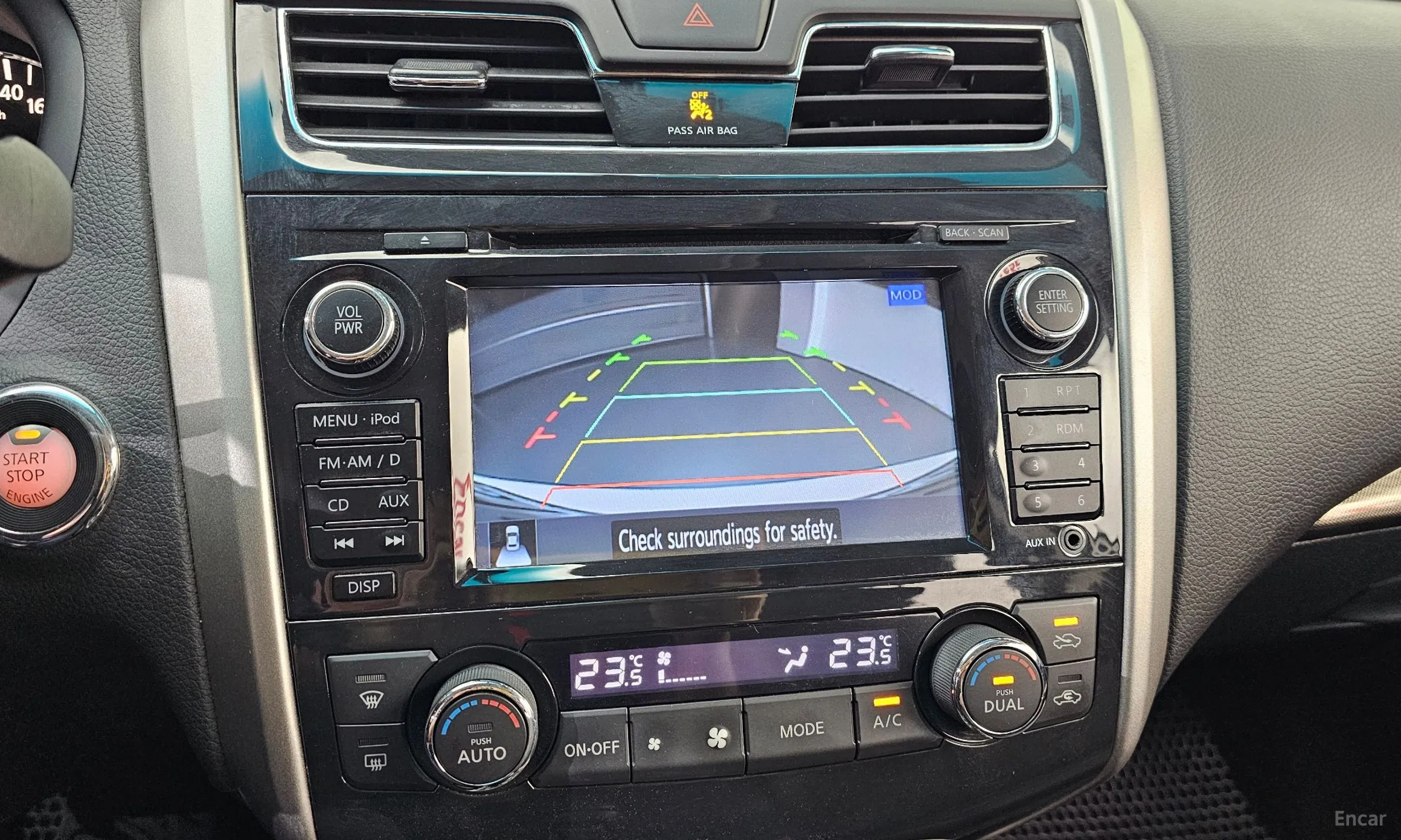 Nissan Altima превью 15