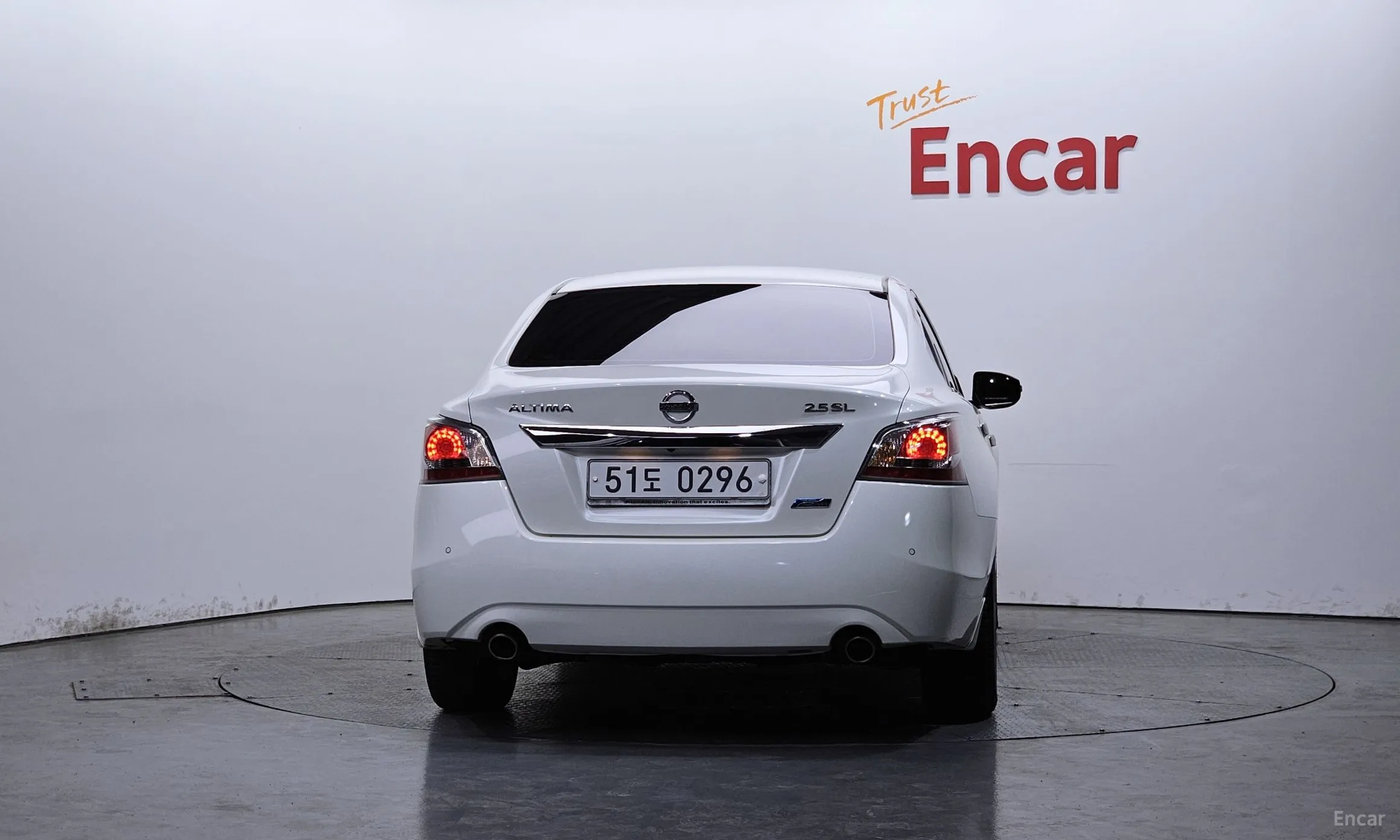 Nissan Altima превью 4