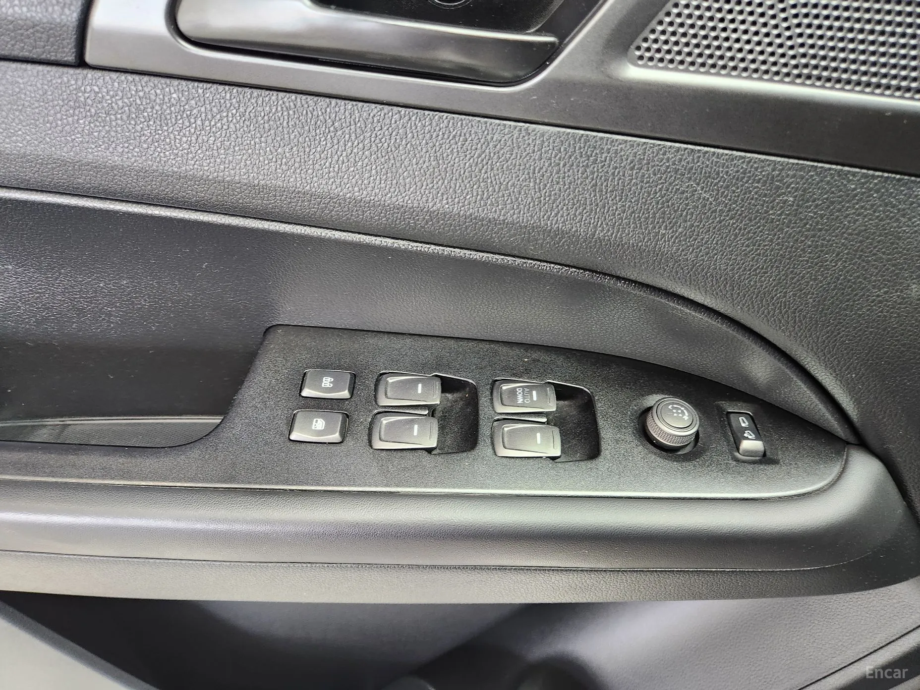 KG Mobility (SsangYong) Rexton Sports превью 10