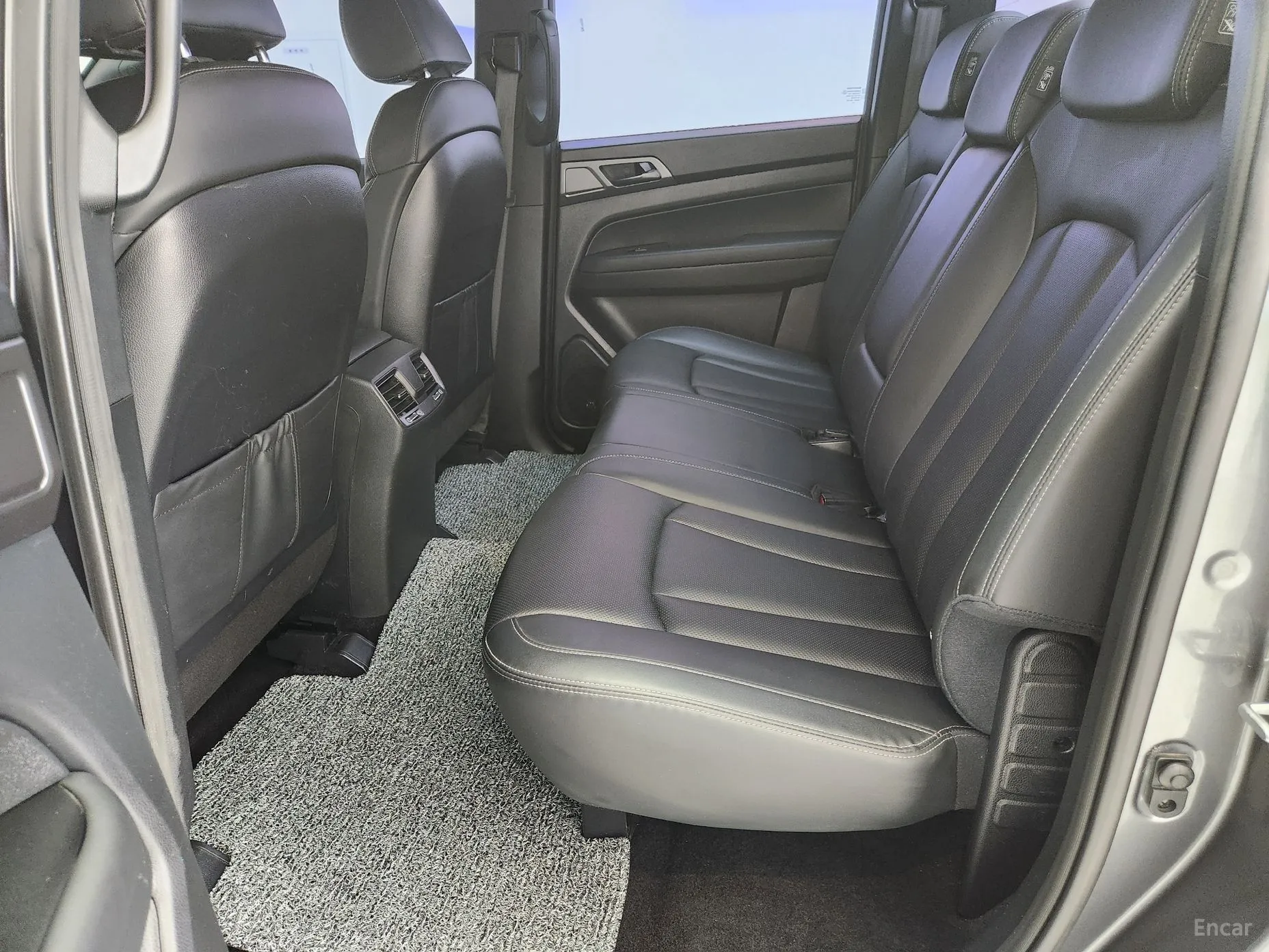 KG Mobility (SsangYong) Rexton Sports превью 7
