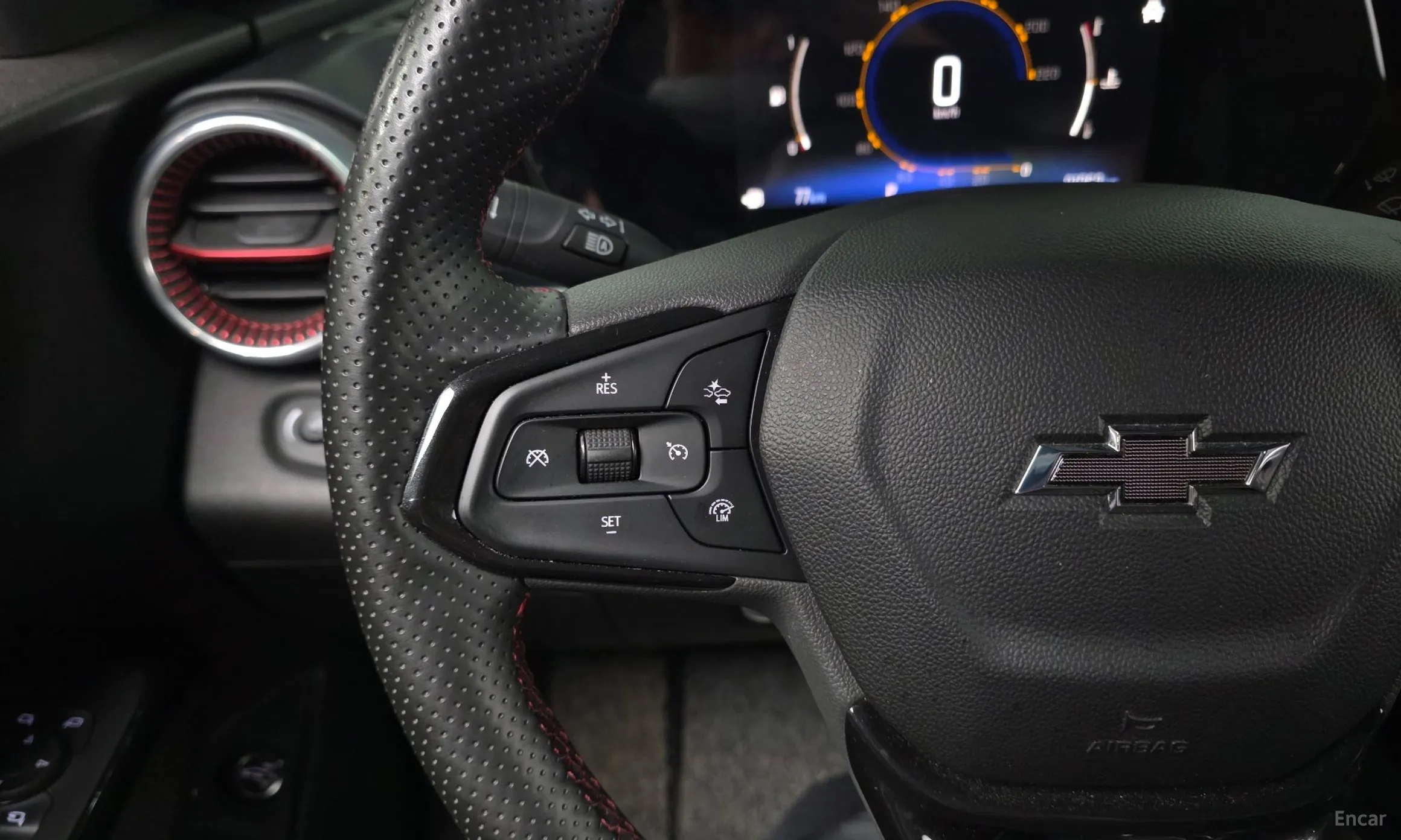 Chevrolet (GM Daewoo) Trax Crossover превью 17